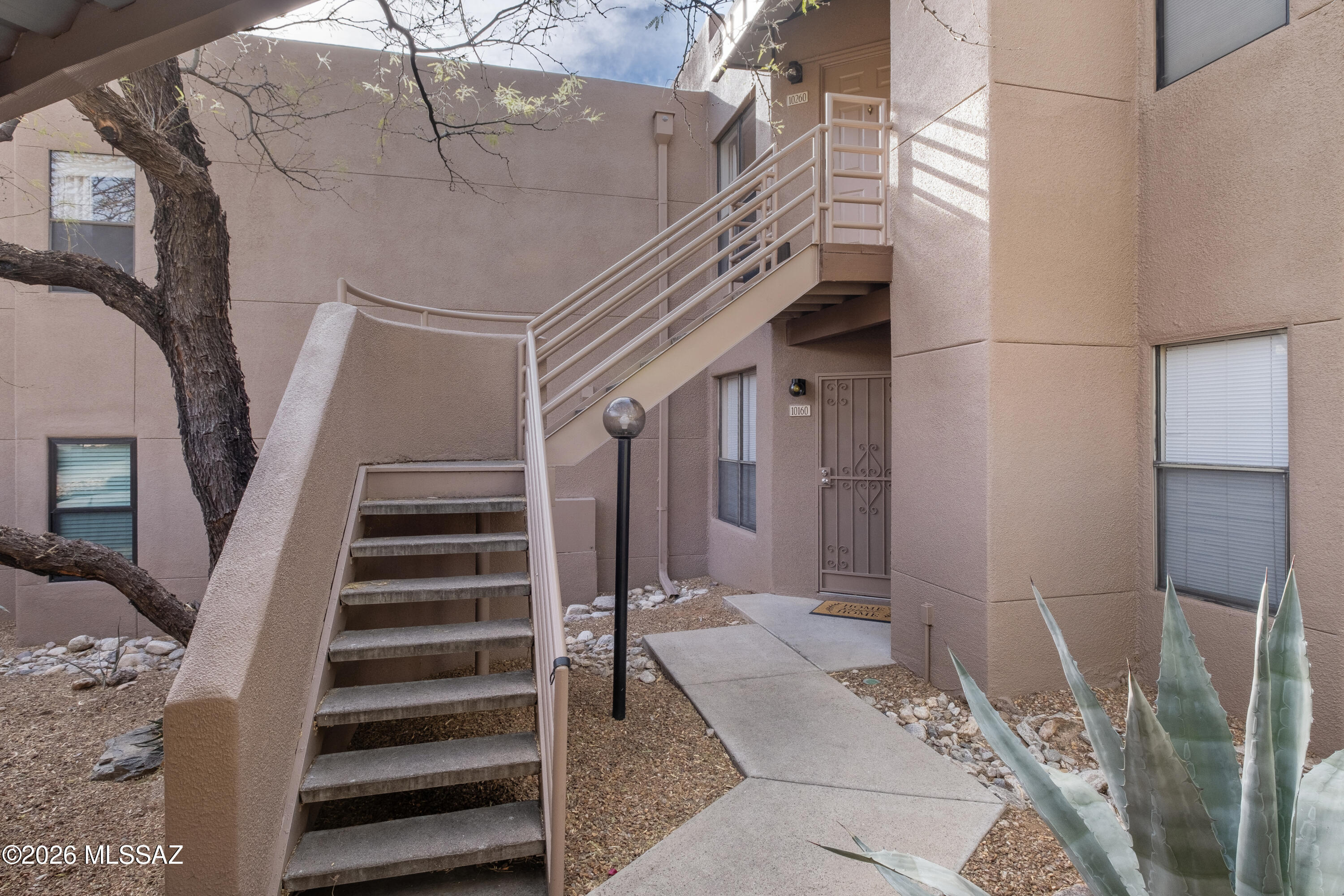 6655 N Canyon Crest Drive 10260