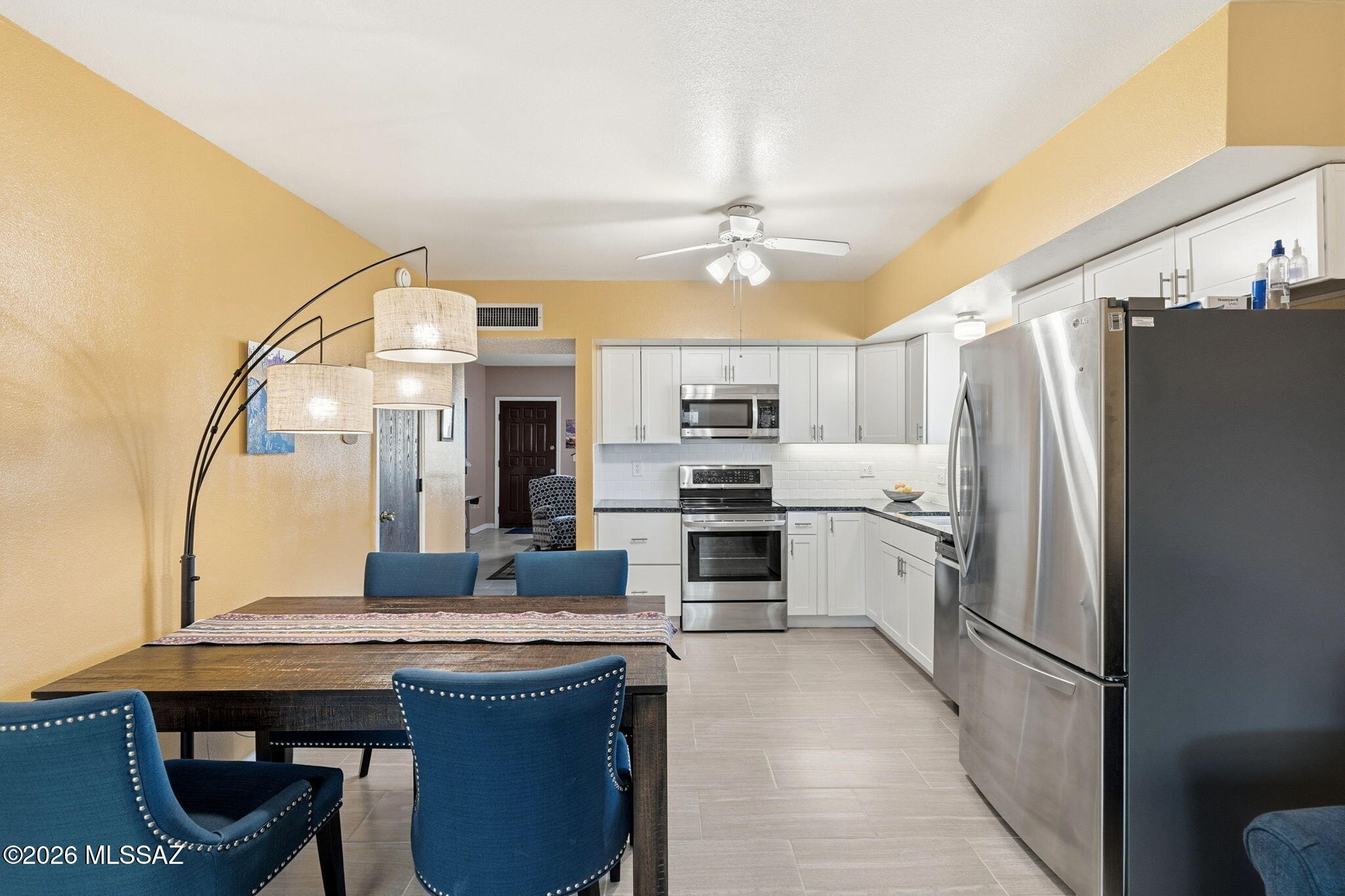 941 S Pantano Parkway