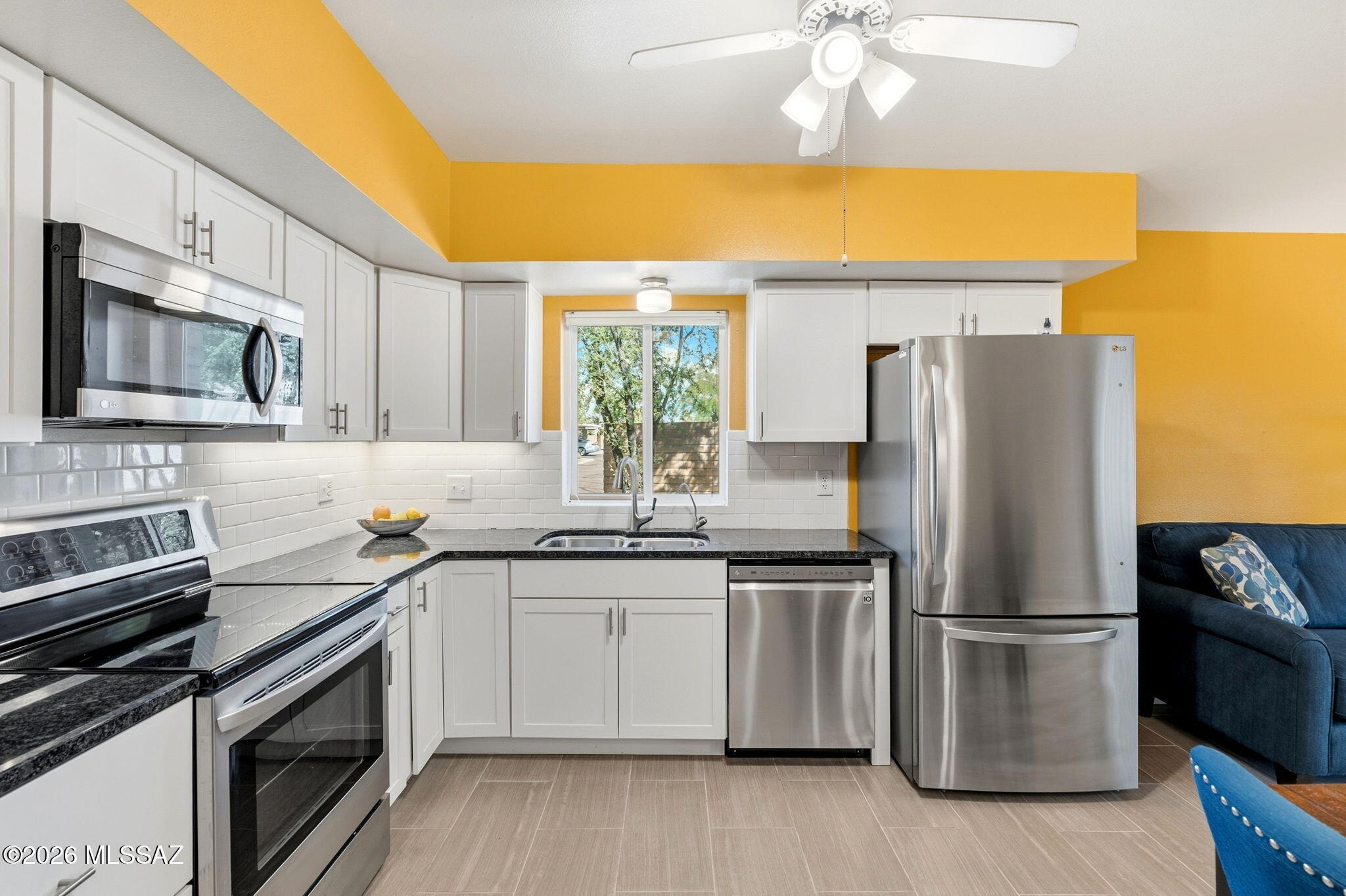 941 S Pantano Parkway