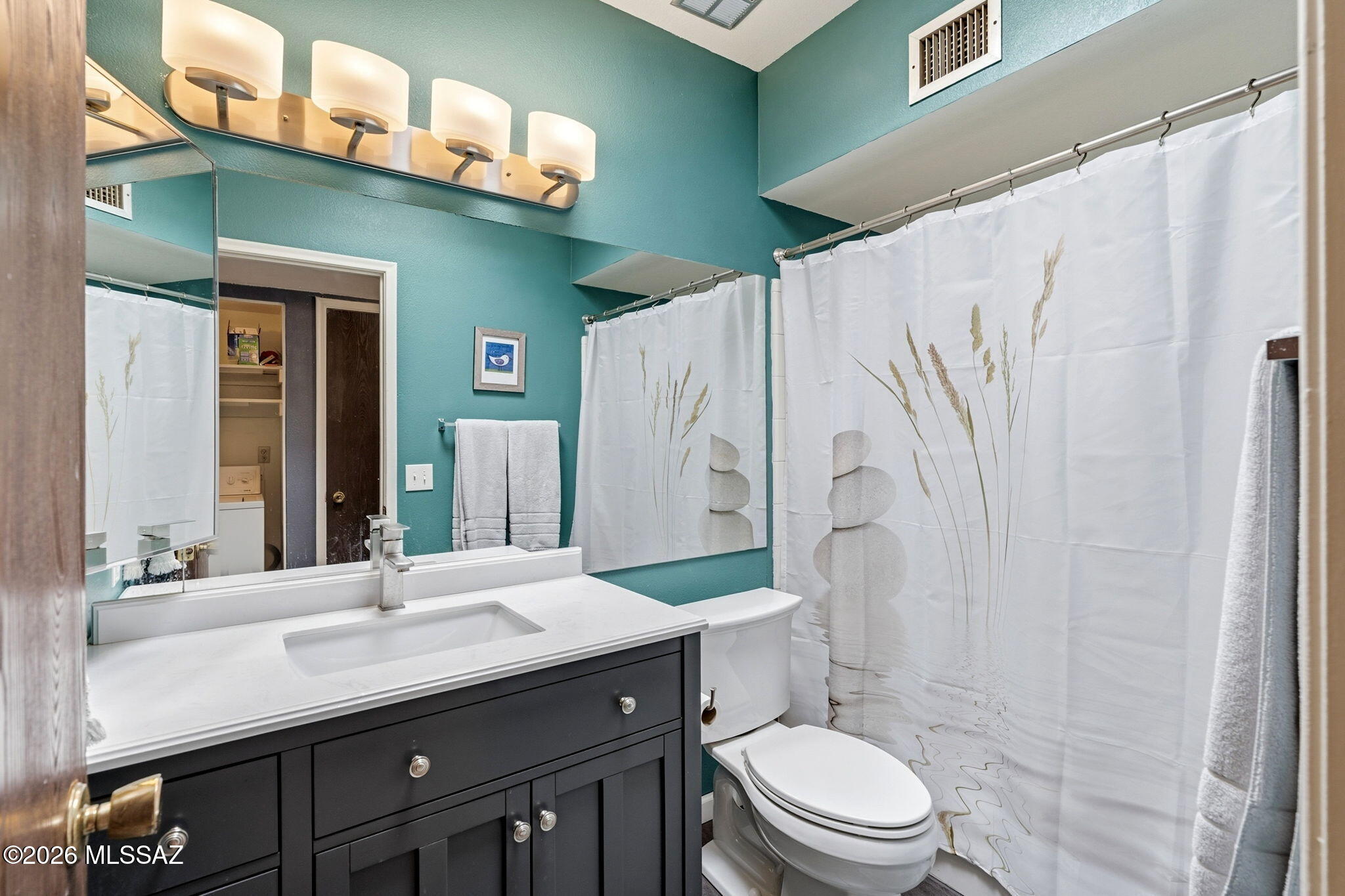 941 S Pantano Parkway