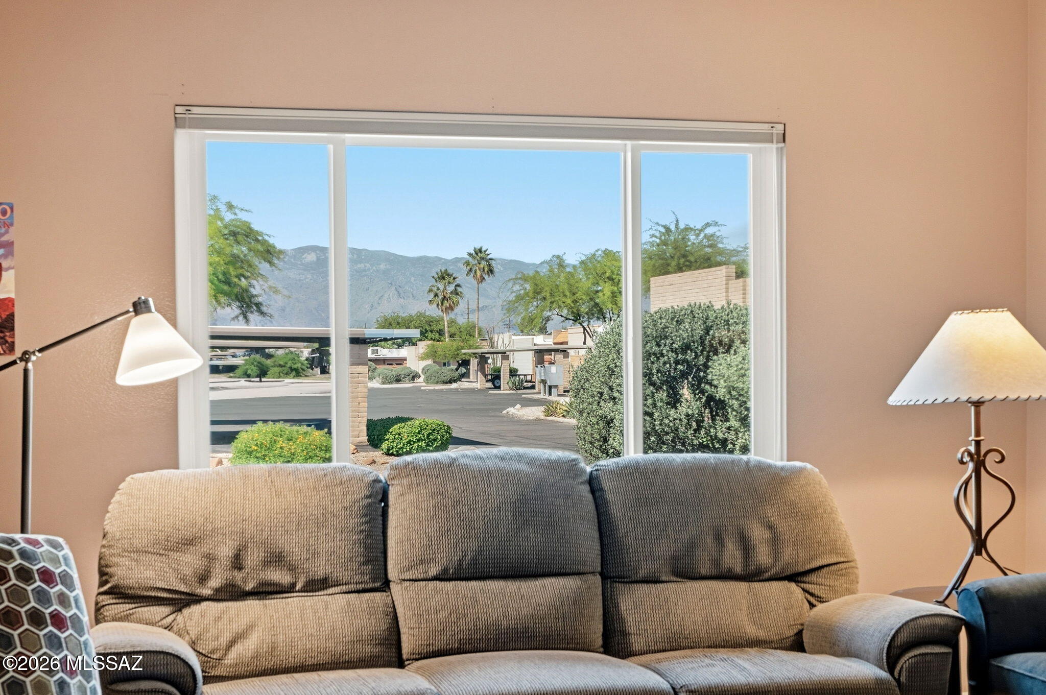 941 S Pantano Parkway