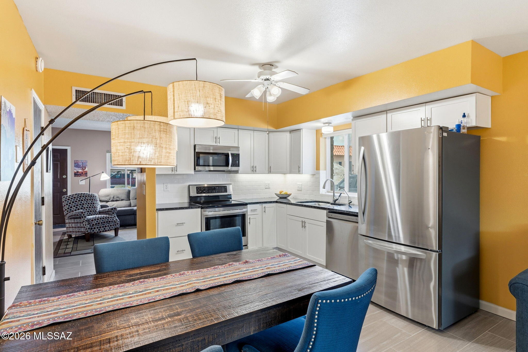 941 S Pantano Parkway