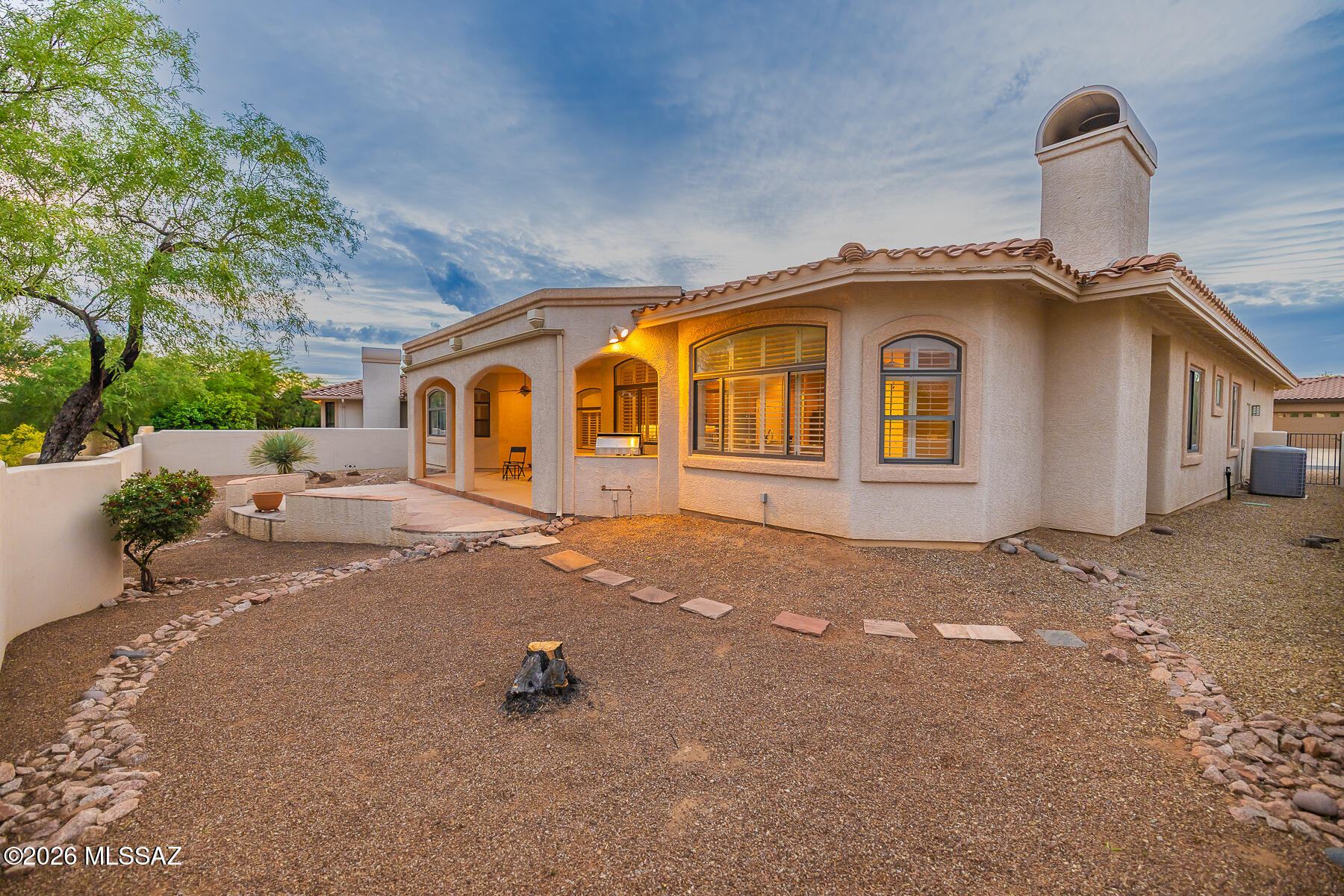 126 E Silverstone Place