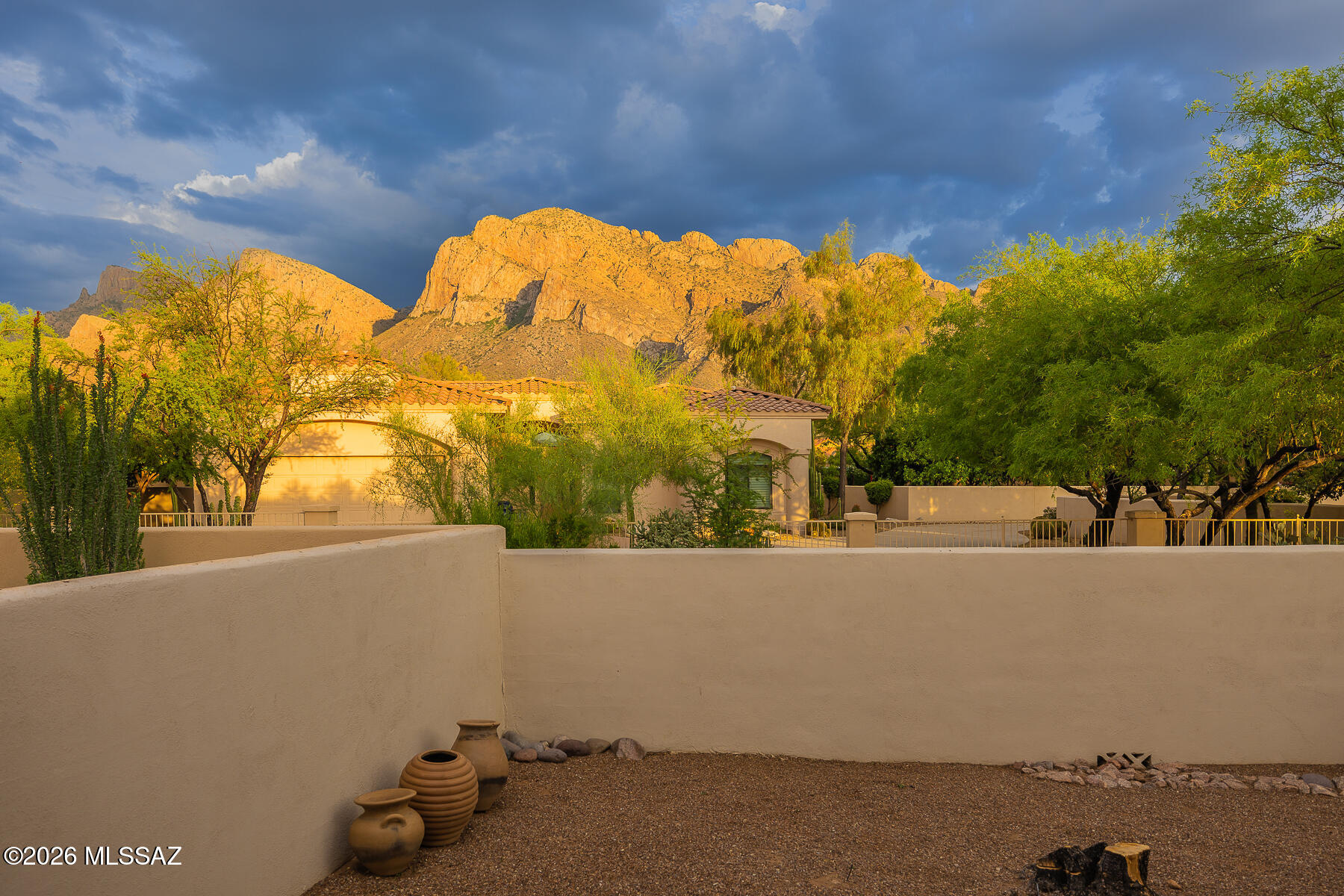 126 E Silverstone Place