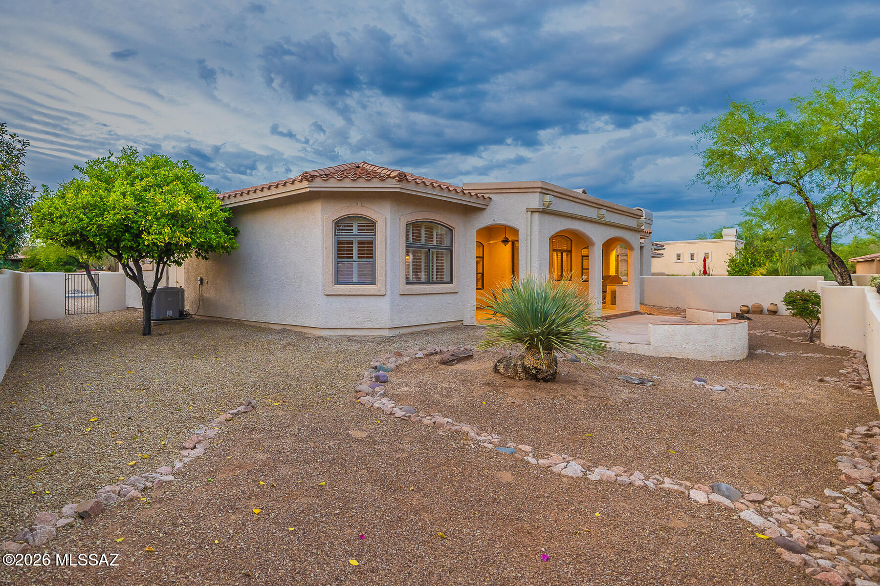 126 E Silverstone Place