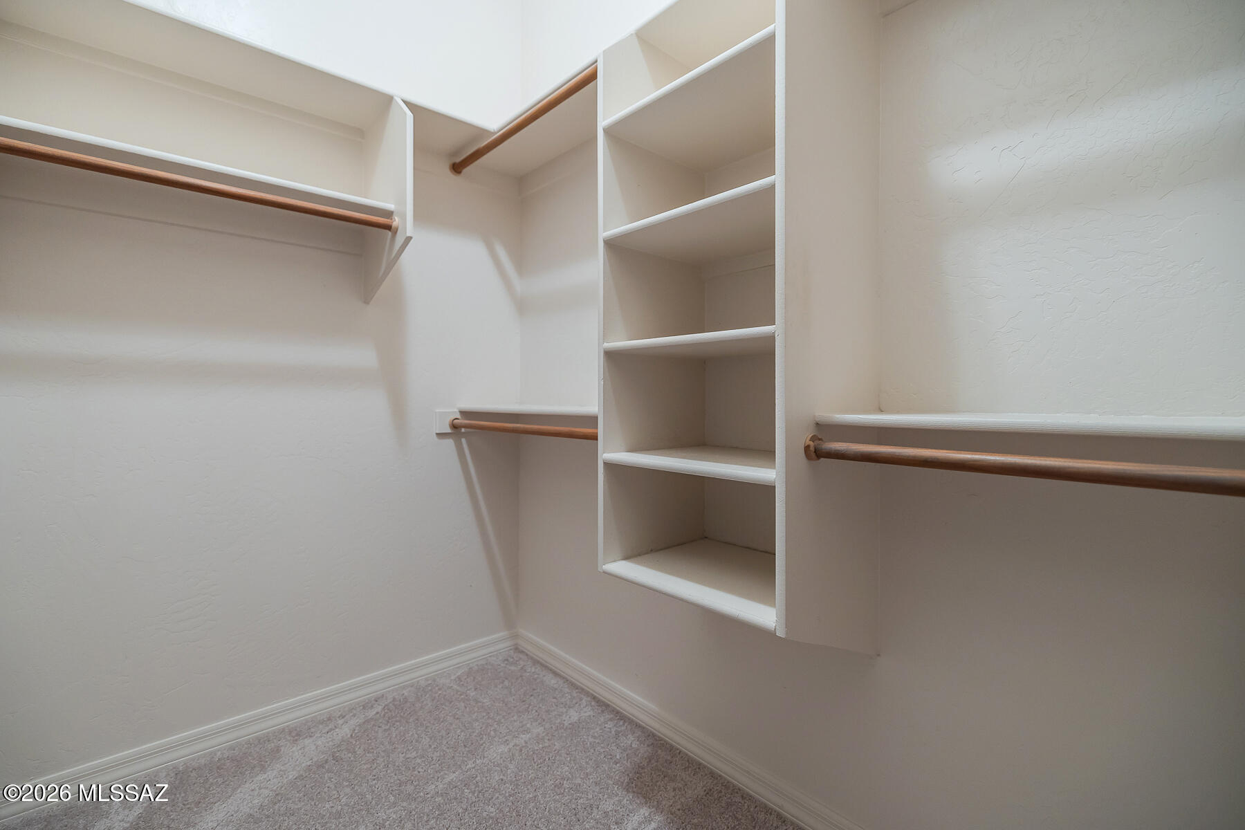 126 E Silverstone Place