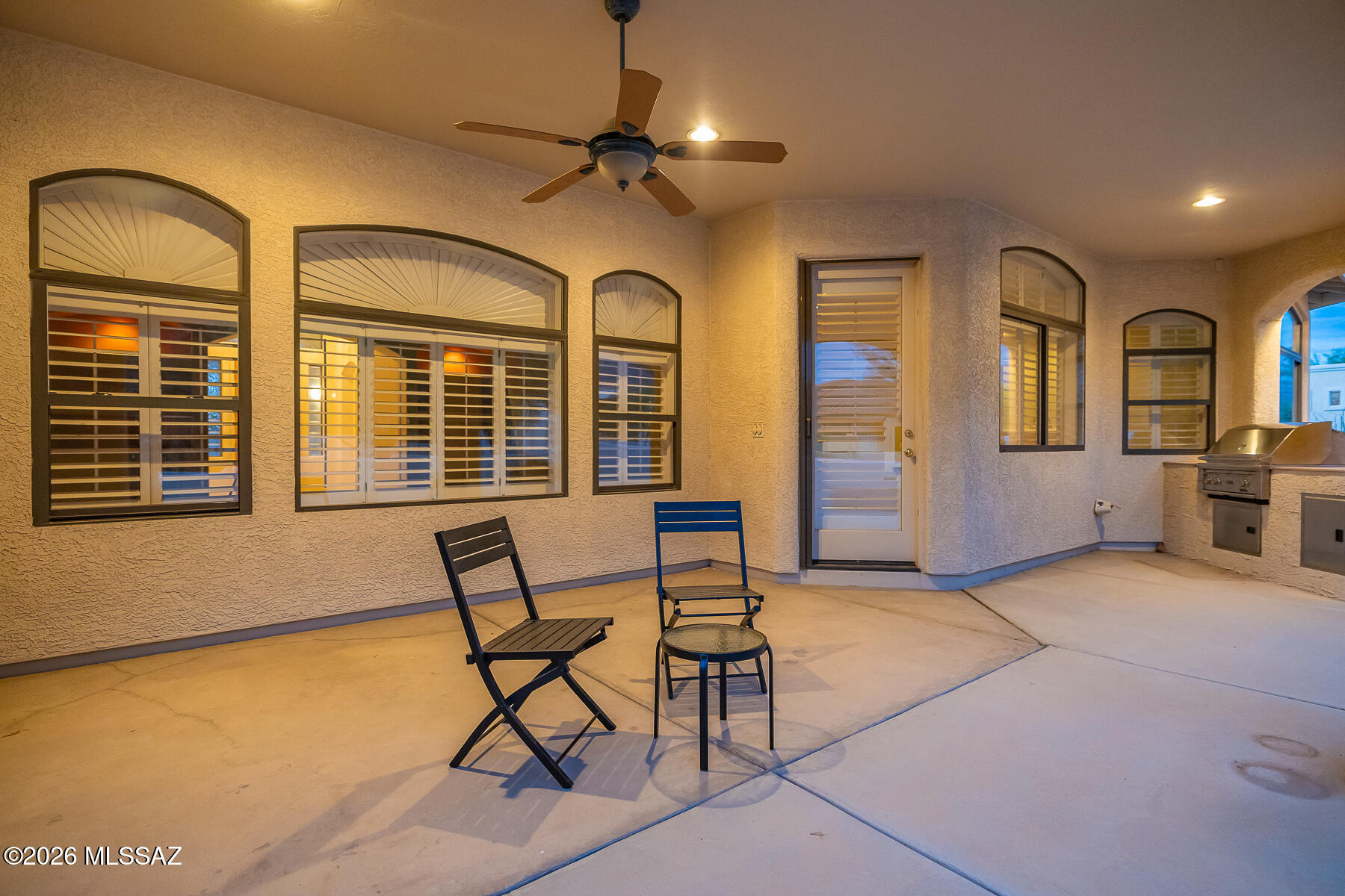 126 E Silverstone Place