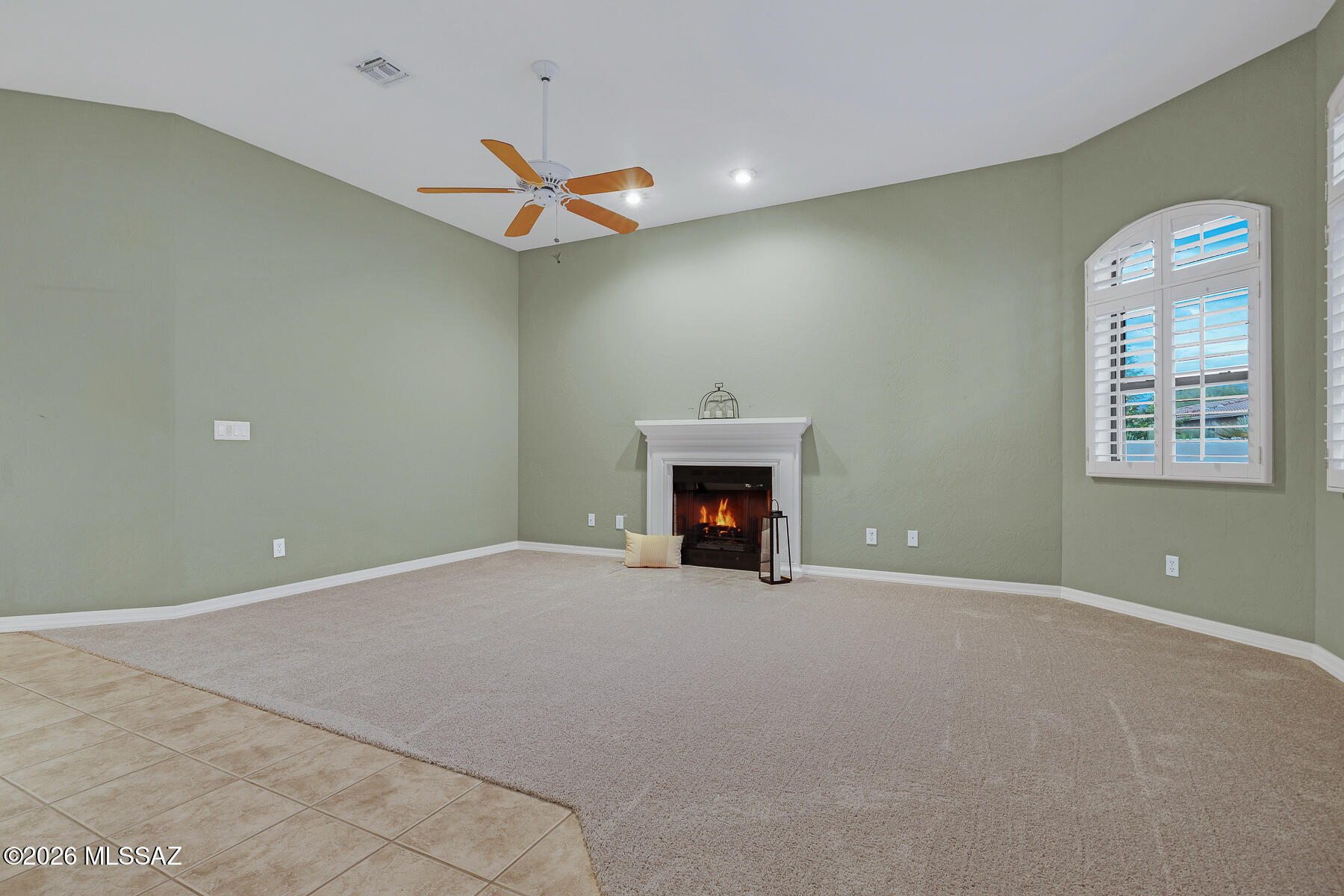 126 E Silverstone Place