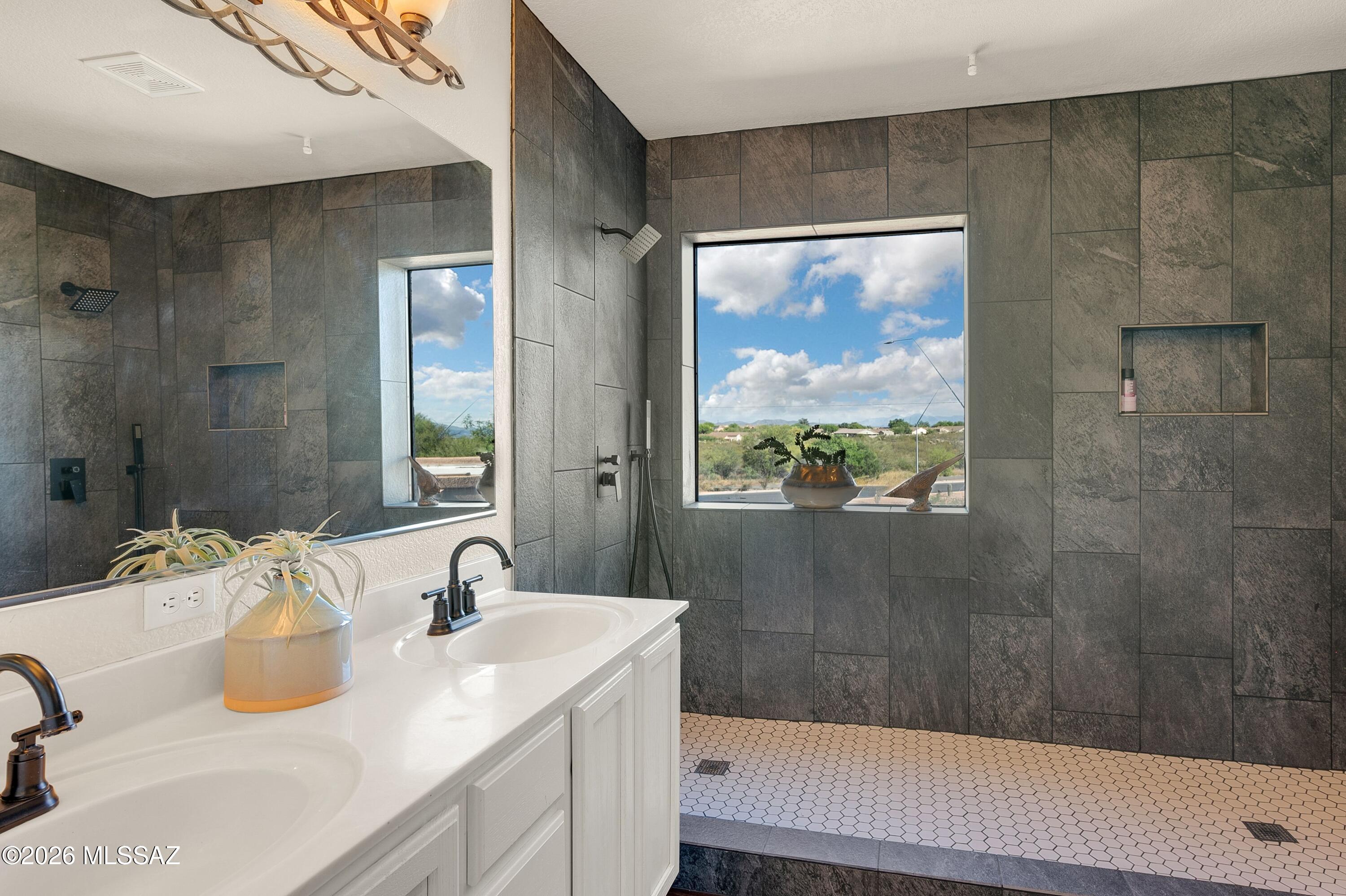 10269 E Calle Estrella Polar