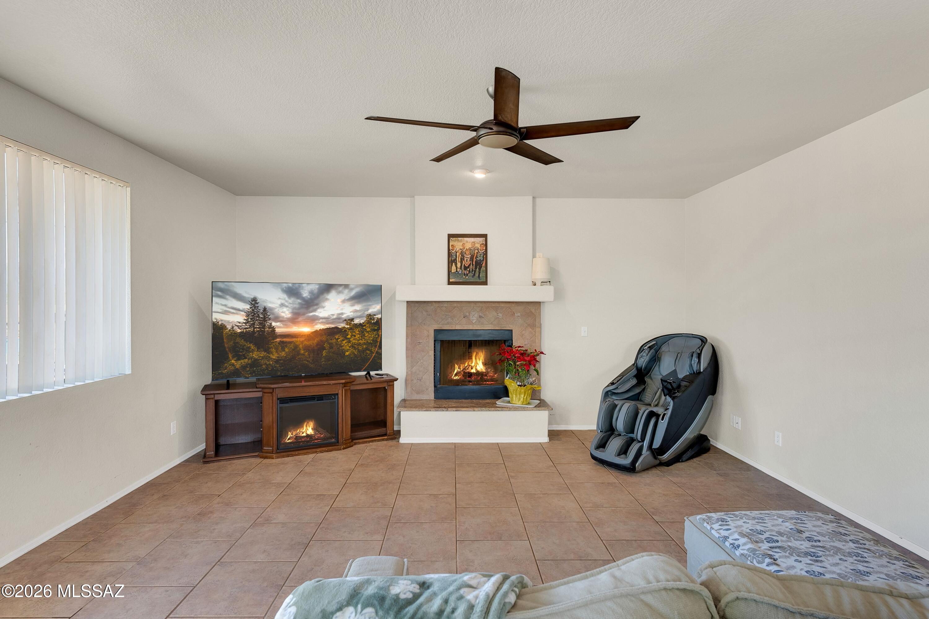 10269 E Calle Estrella Polar