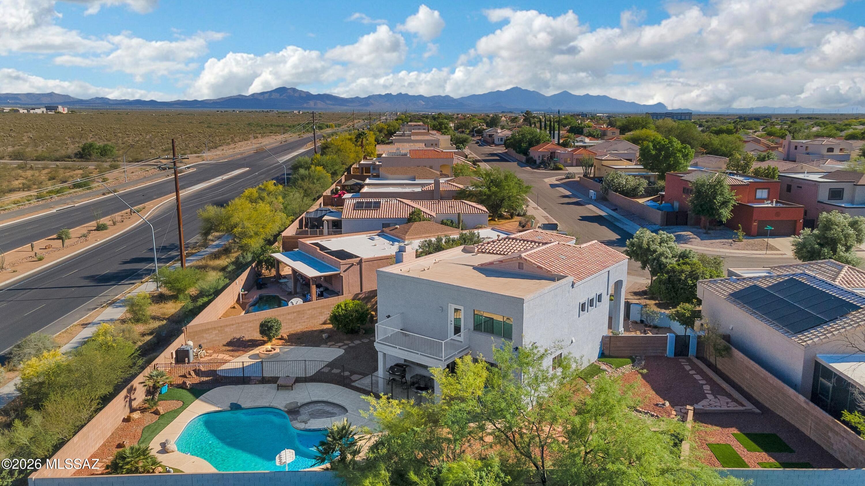 10269 E Calle Estrella Polar