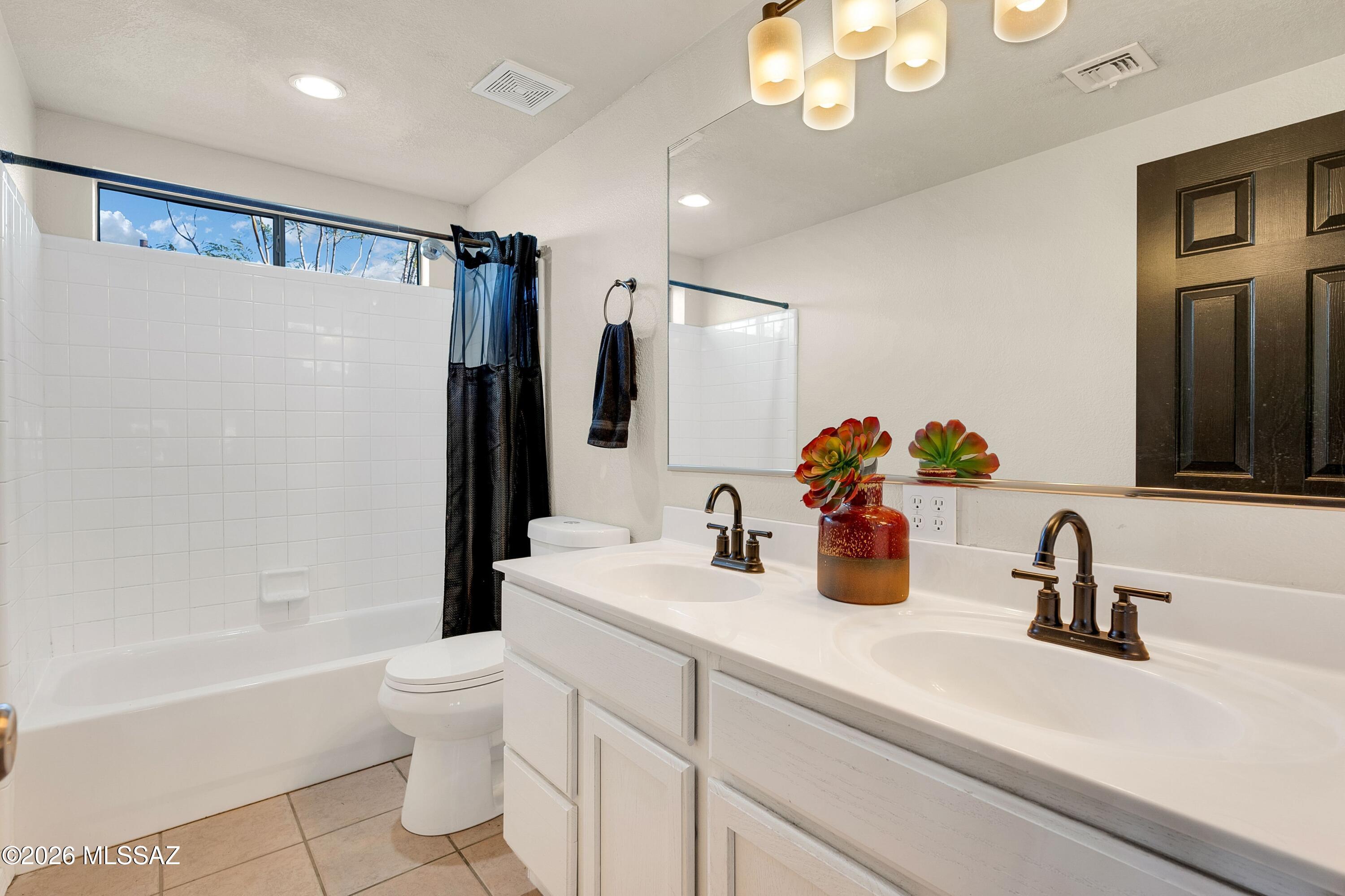 10269 E Calle Estrella Polar