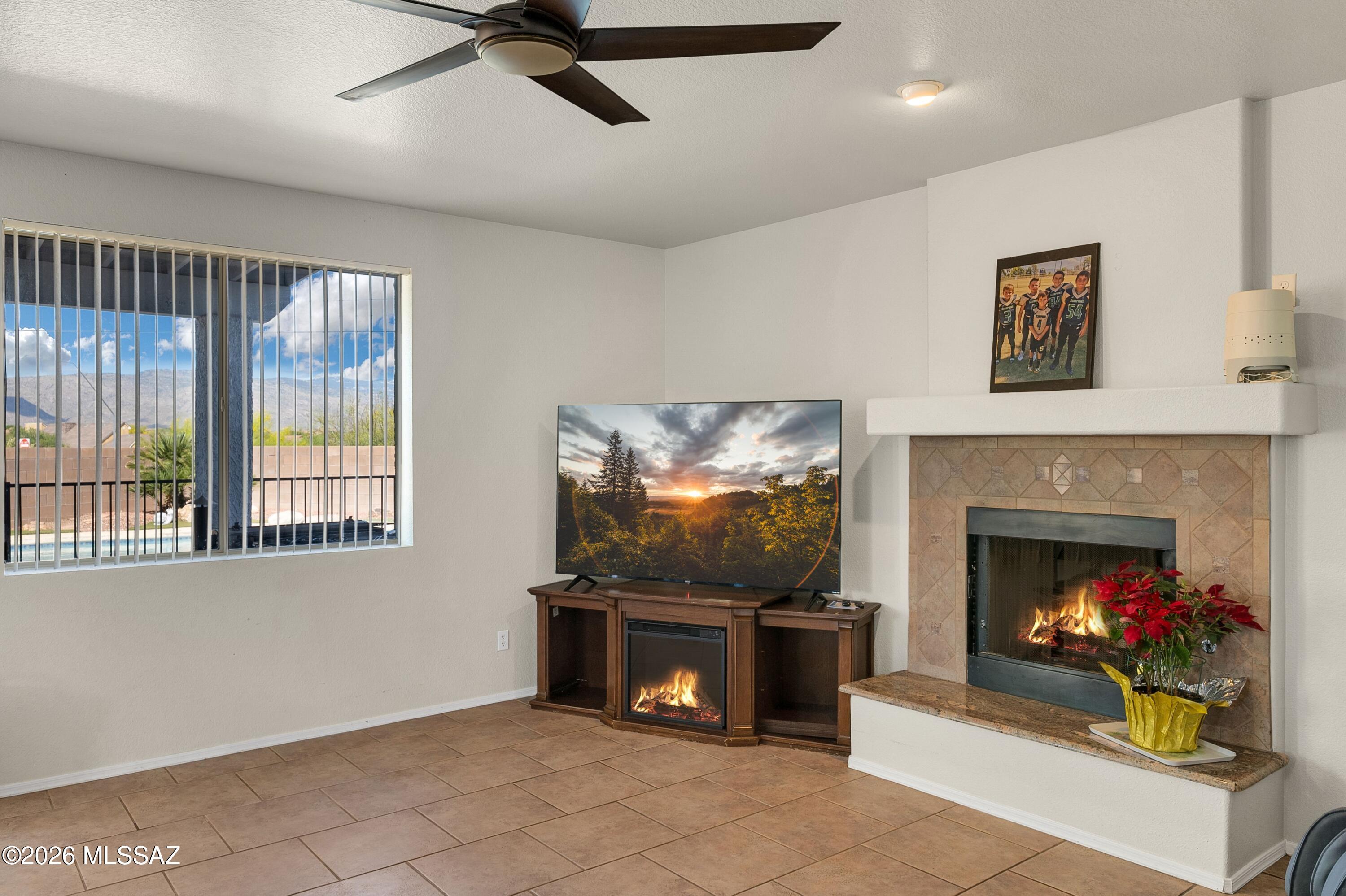 10269 E Calle Estrella Polar