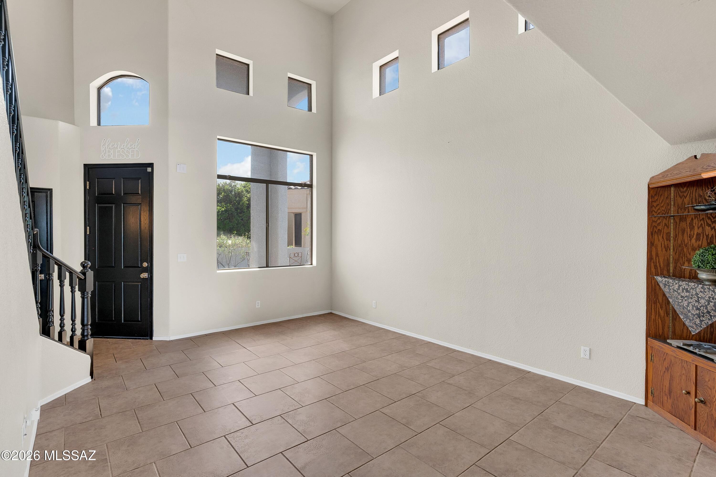 10269 E Calle Estrella Polar