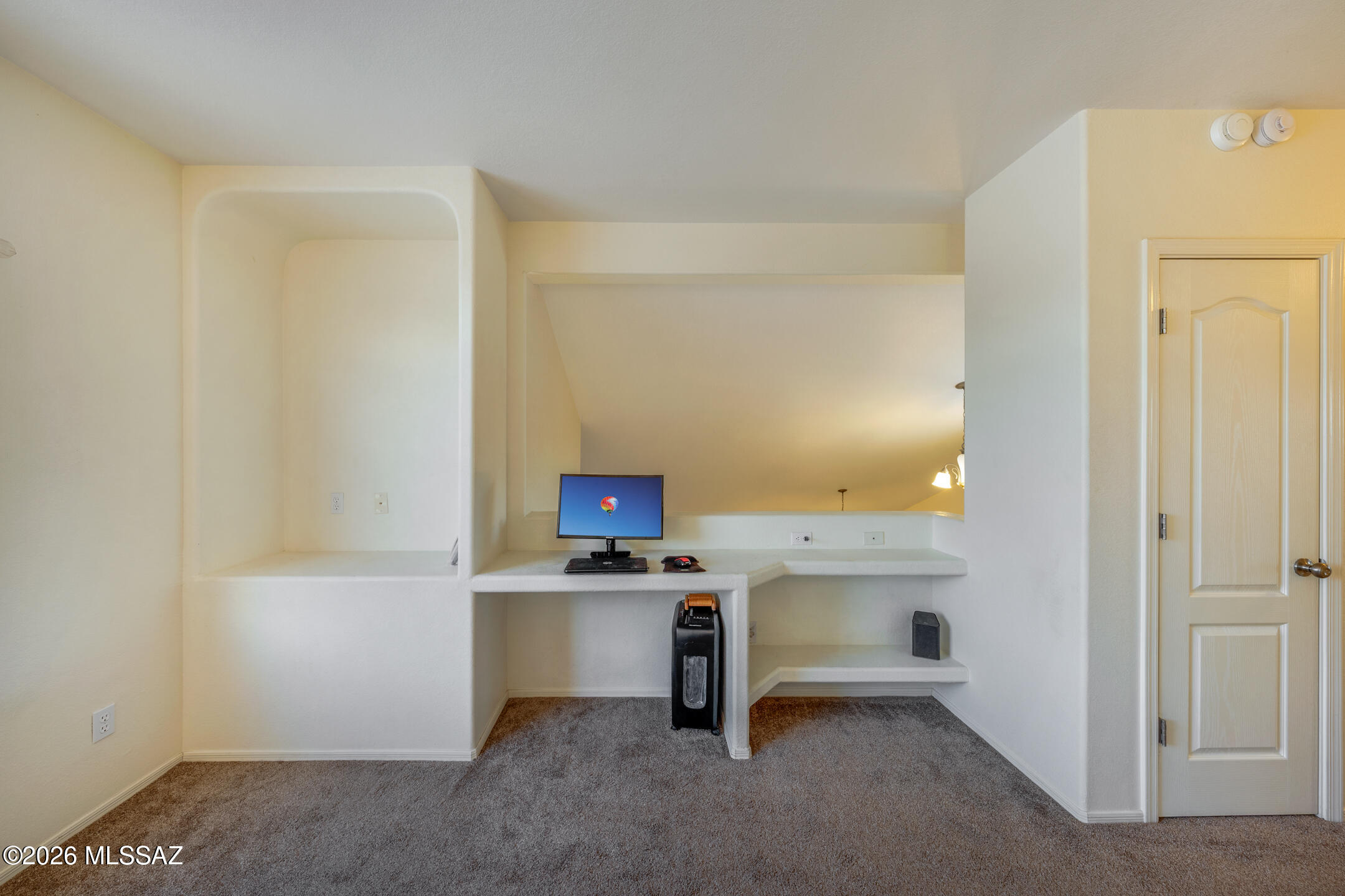 2711 W Camino De La Caterva