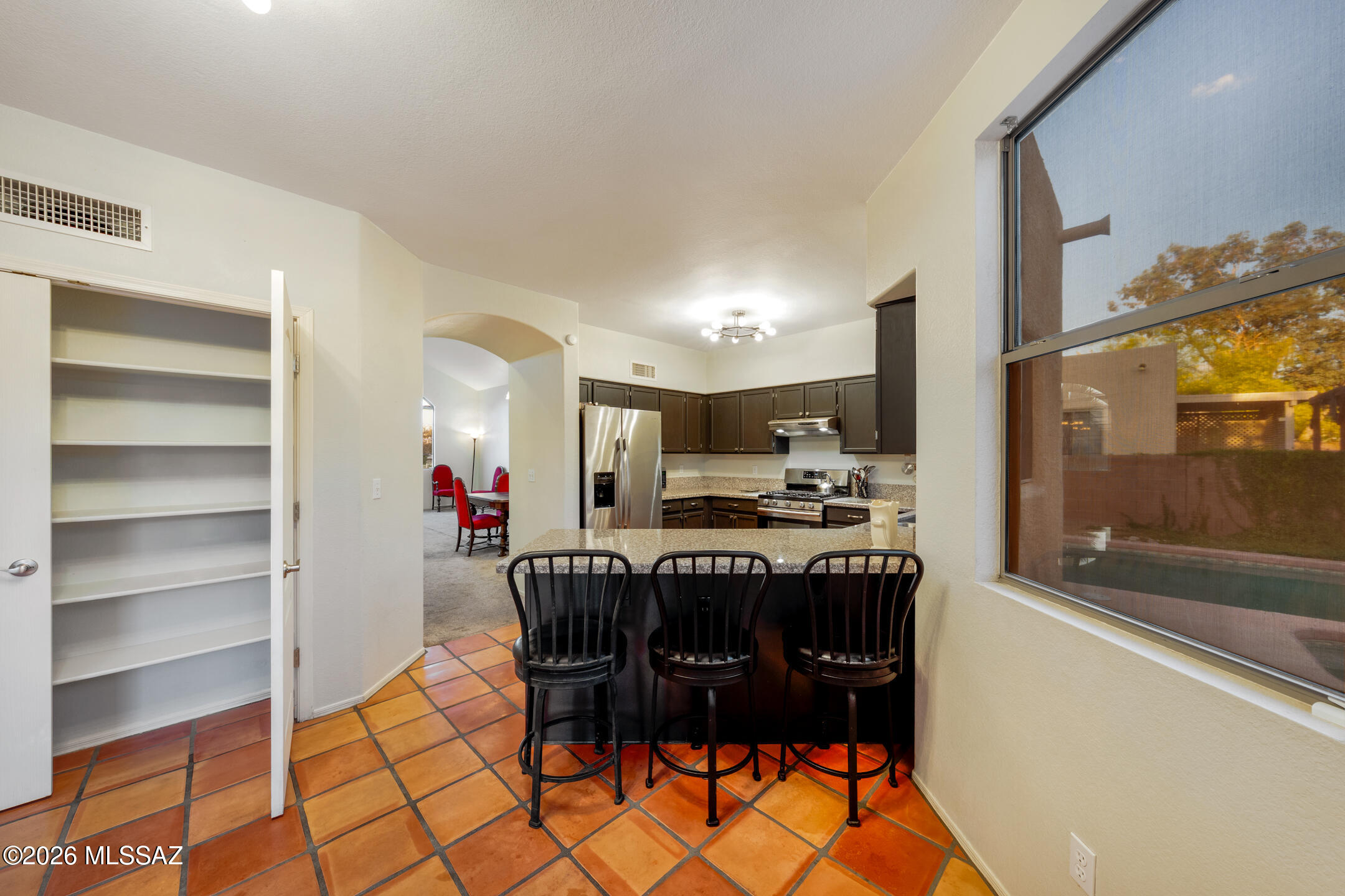 2711 W Camino De La Caterva