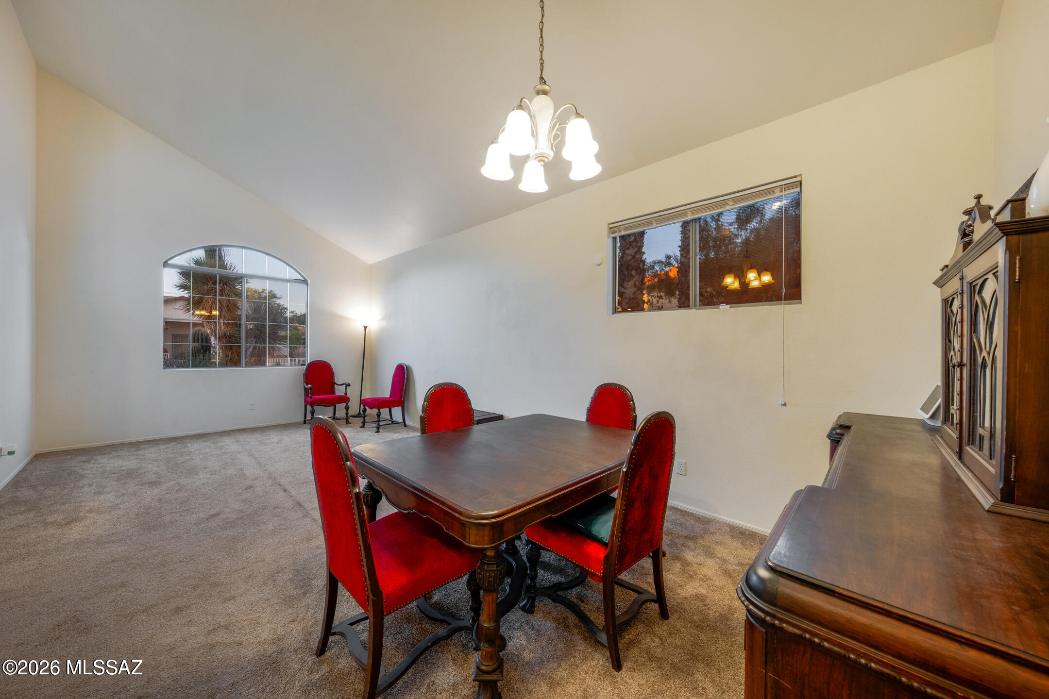 2711 W Camino De La Caterva