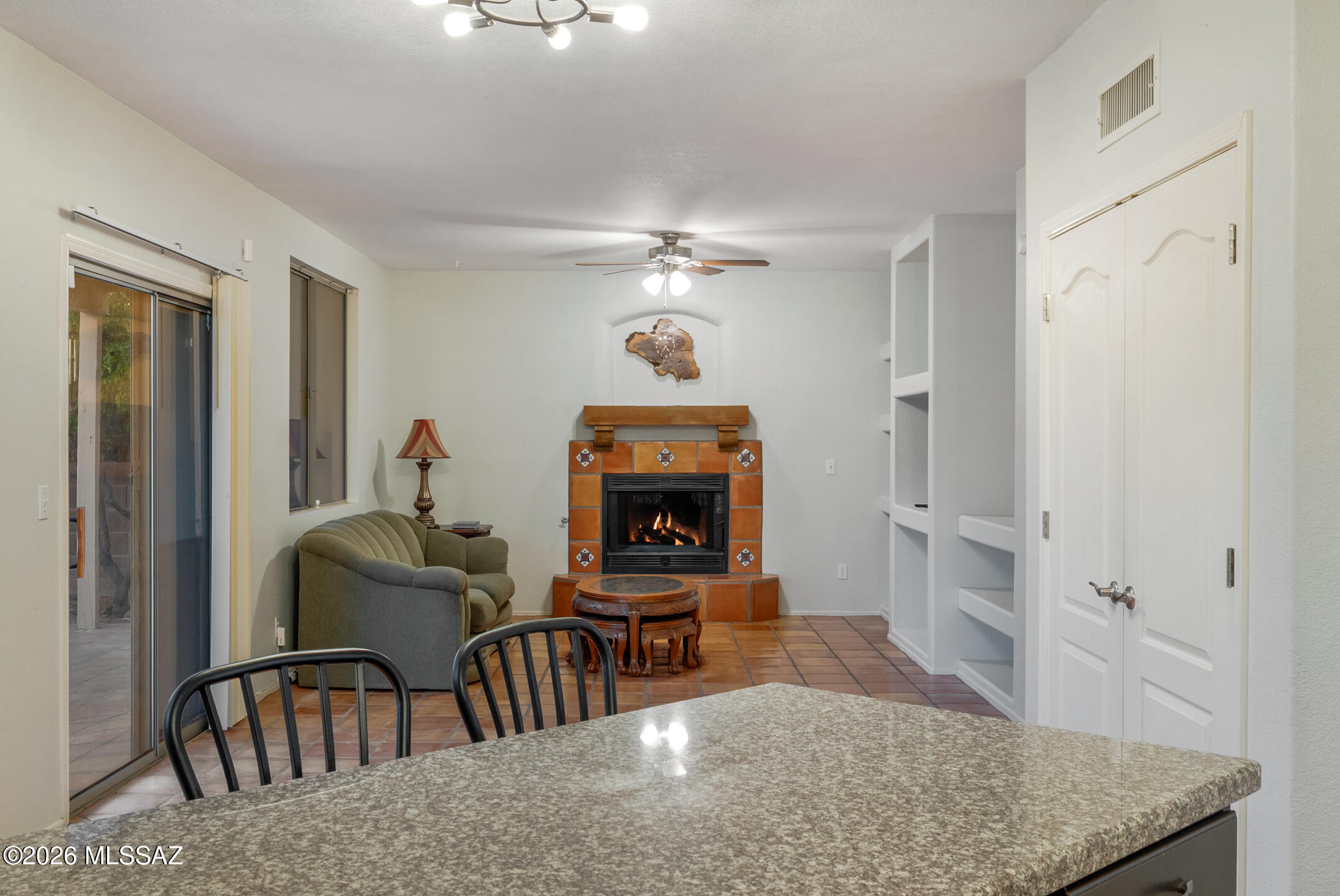 2711 W Camino De La Caterva