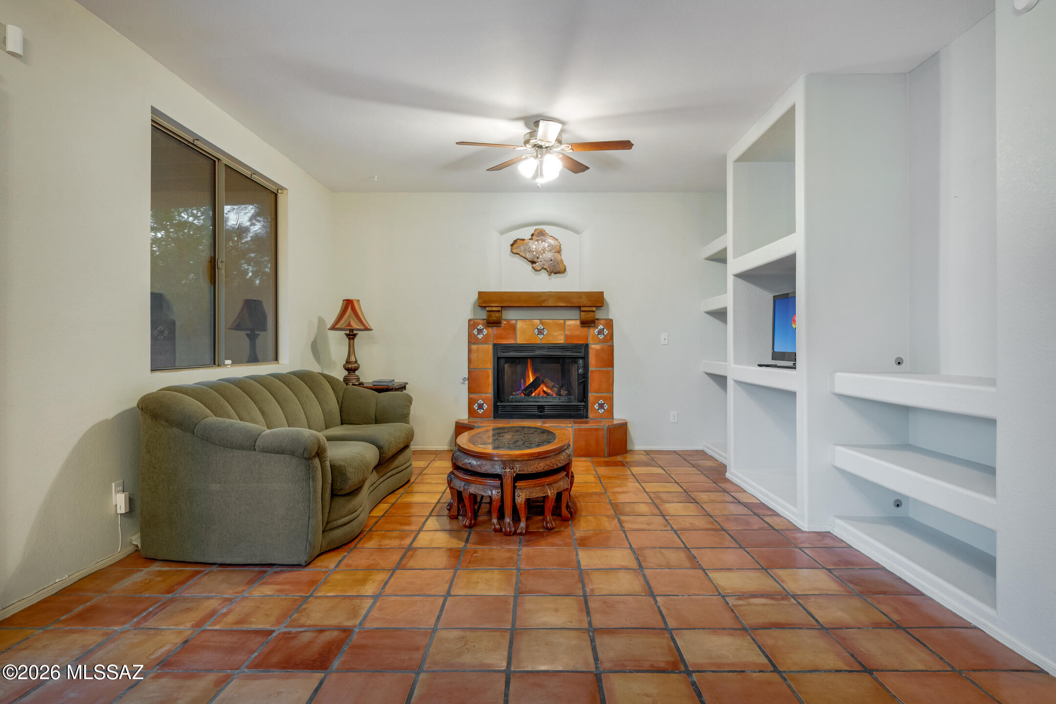 2711 W Camino De La Caterva