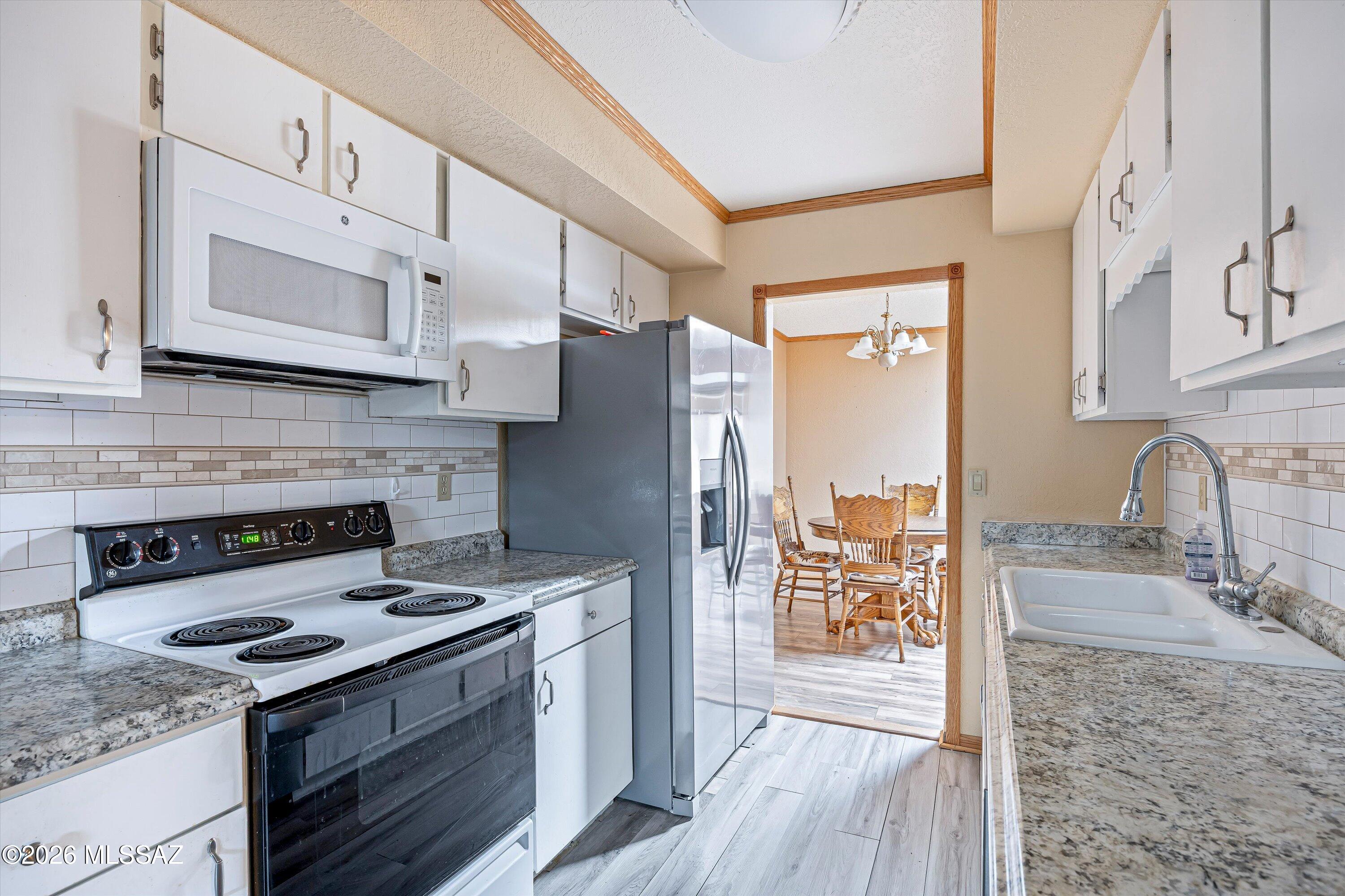 400 N Calle De Las Profetas