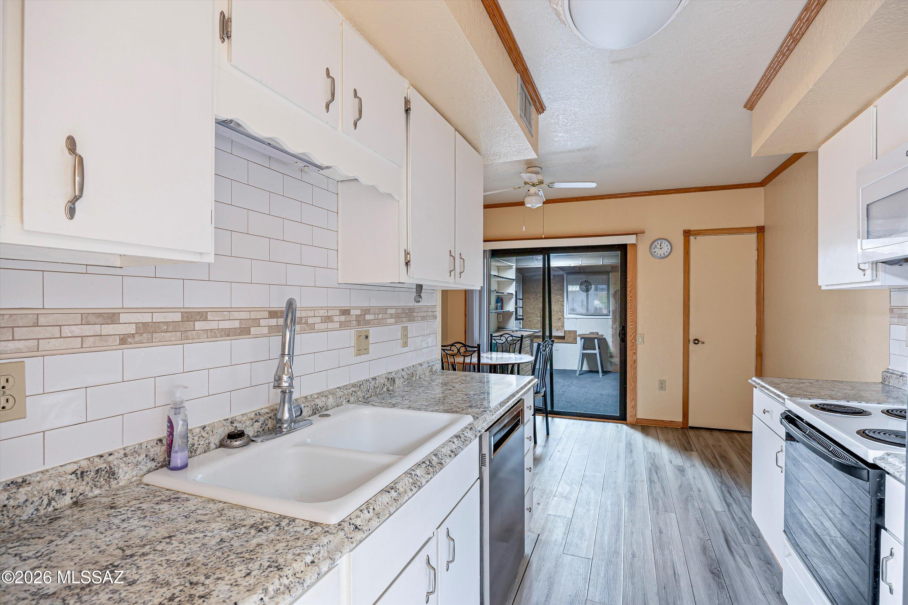 400 N Calle De Las Profetas