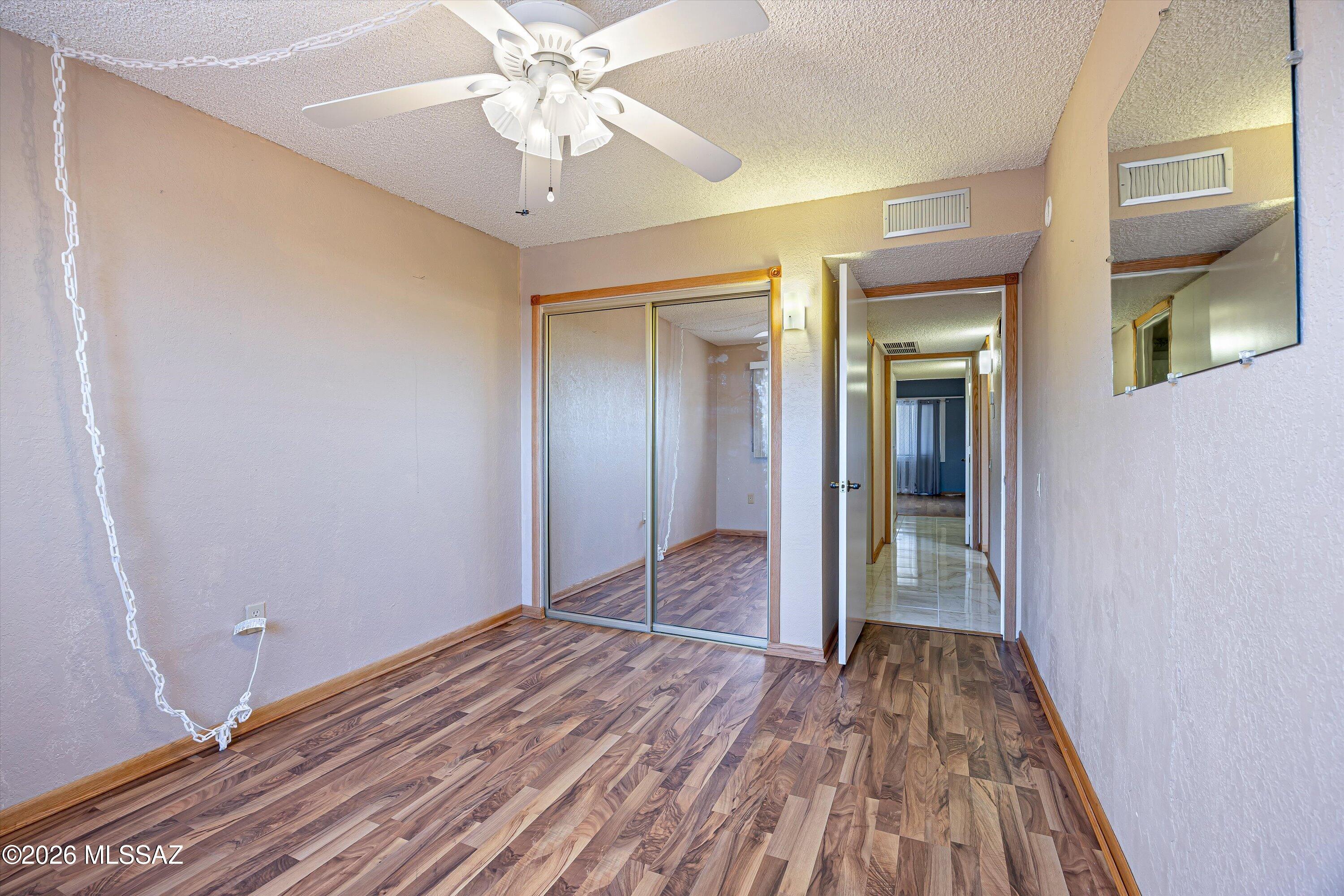 400 N Calle De Las Profetas