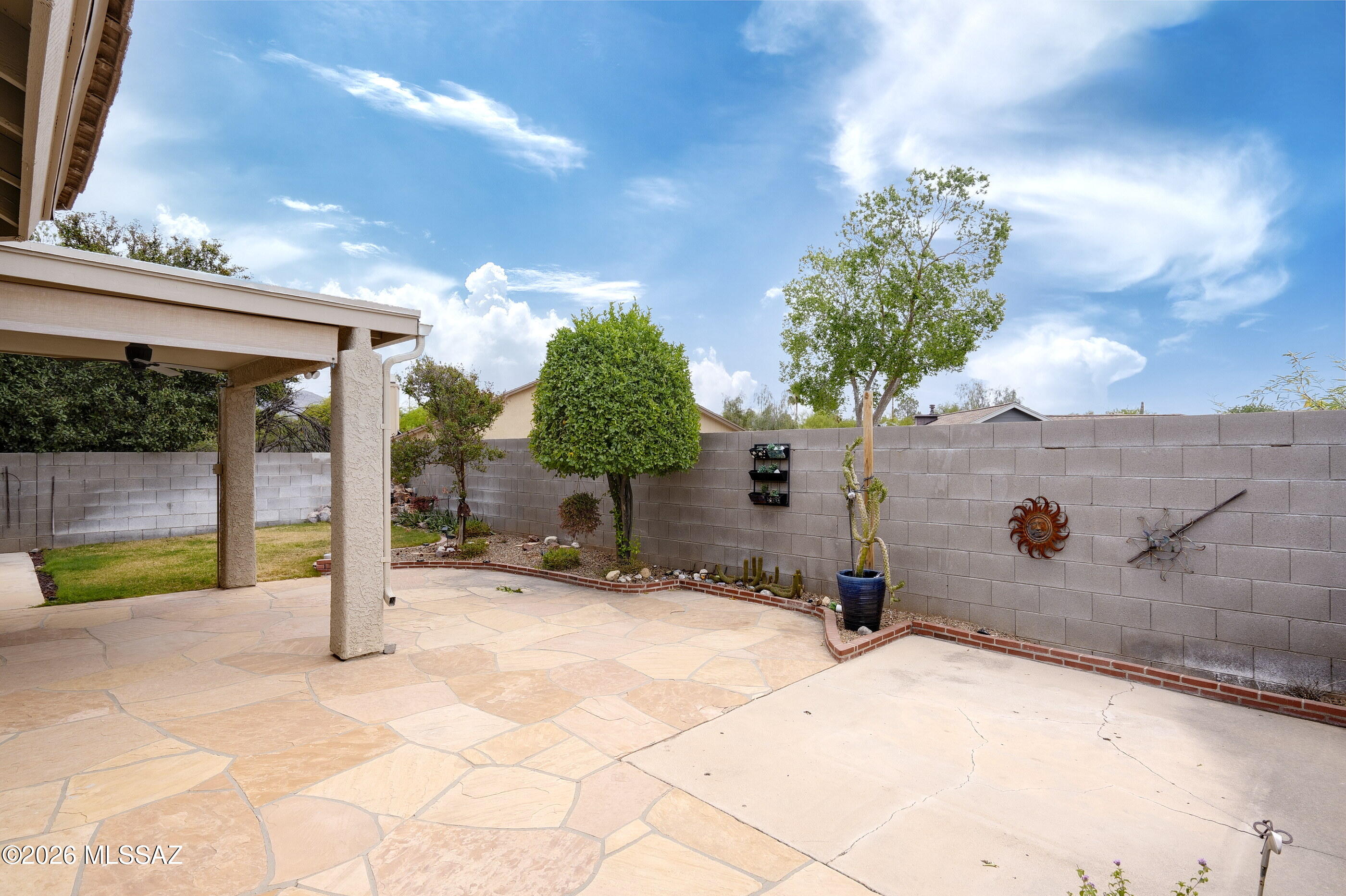 10172 E Gray Hawk Drive