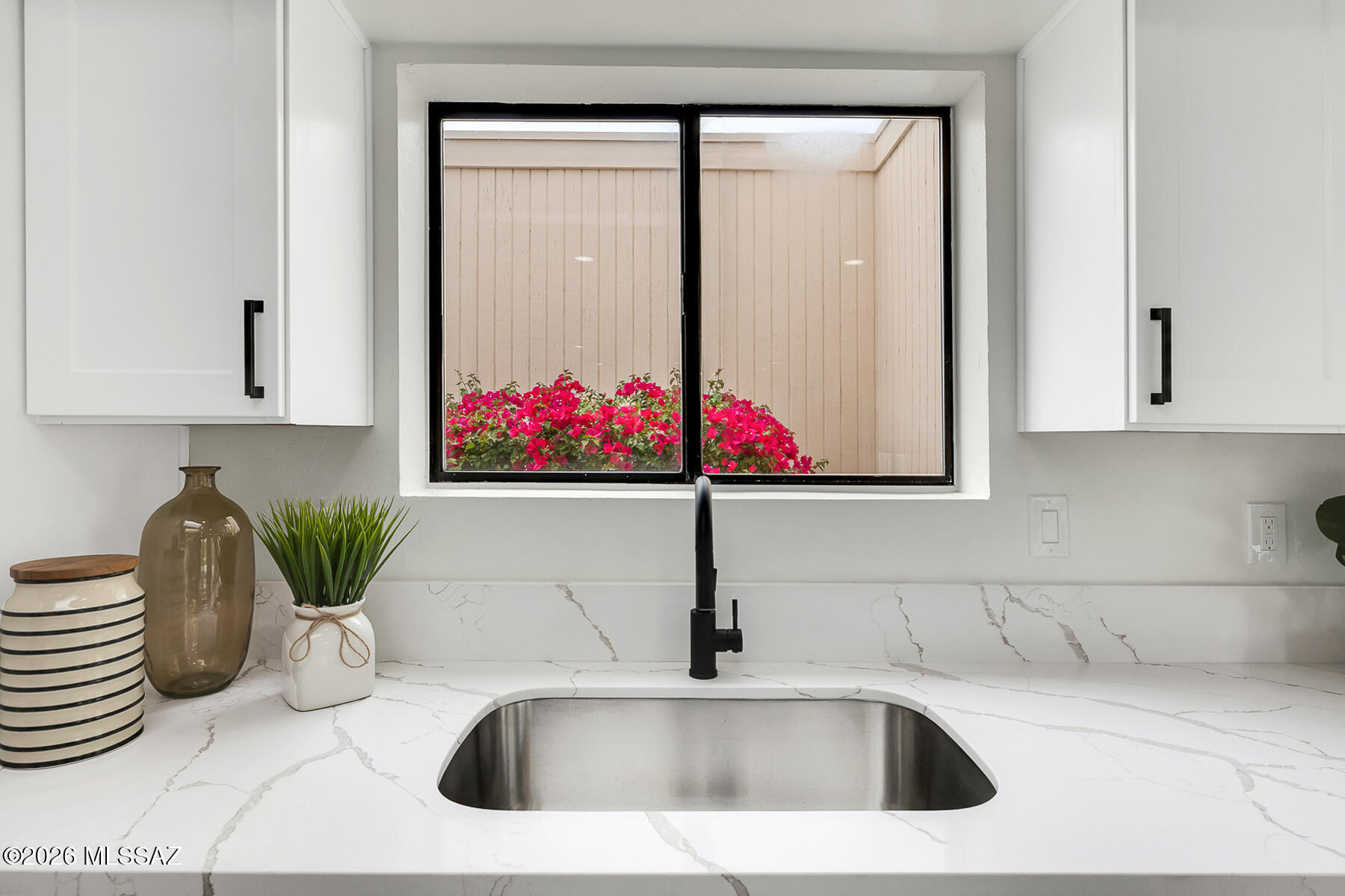 5348 N Camino De La Culebra