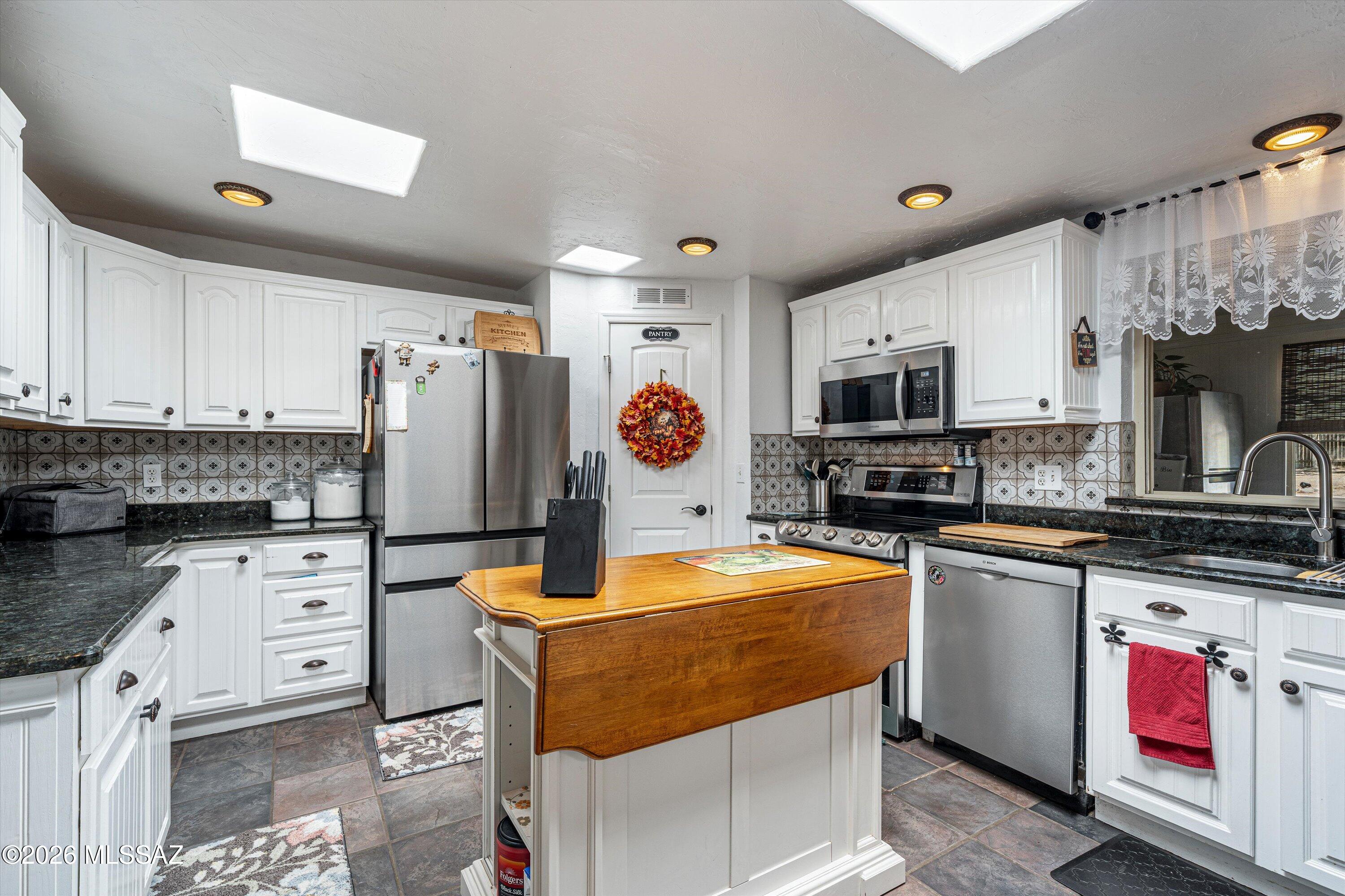 3000 N Longhorn Drive