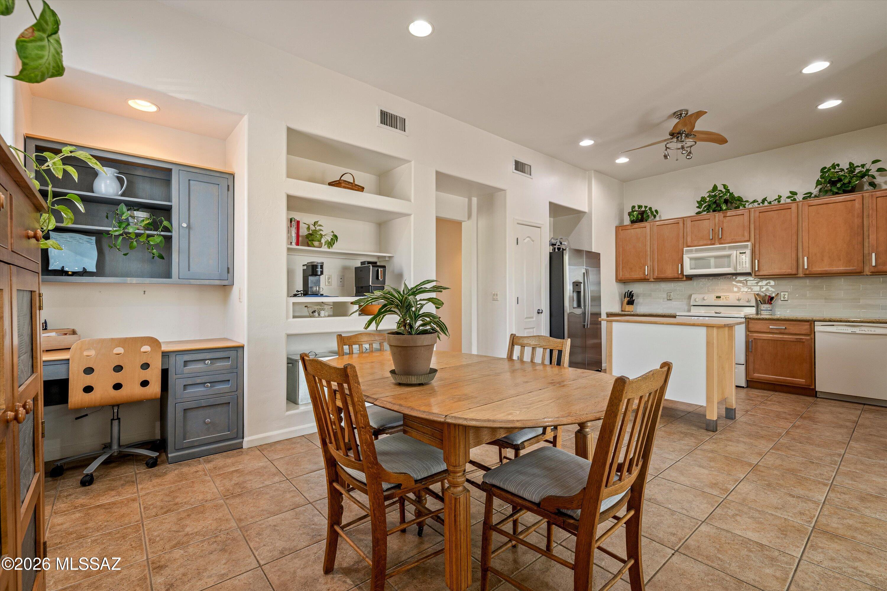 5428 S Thunder Sky Way