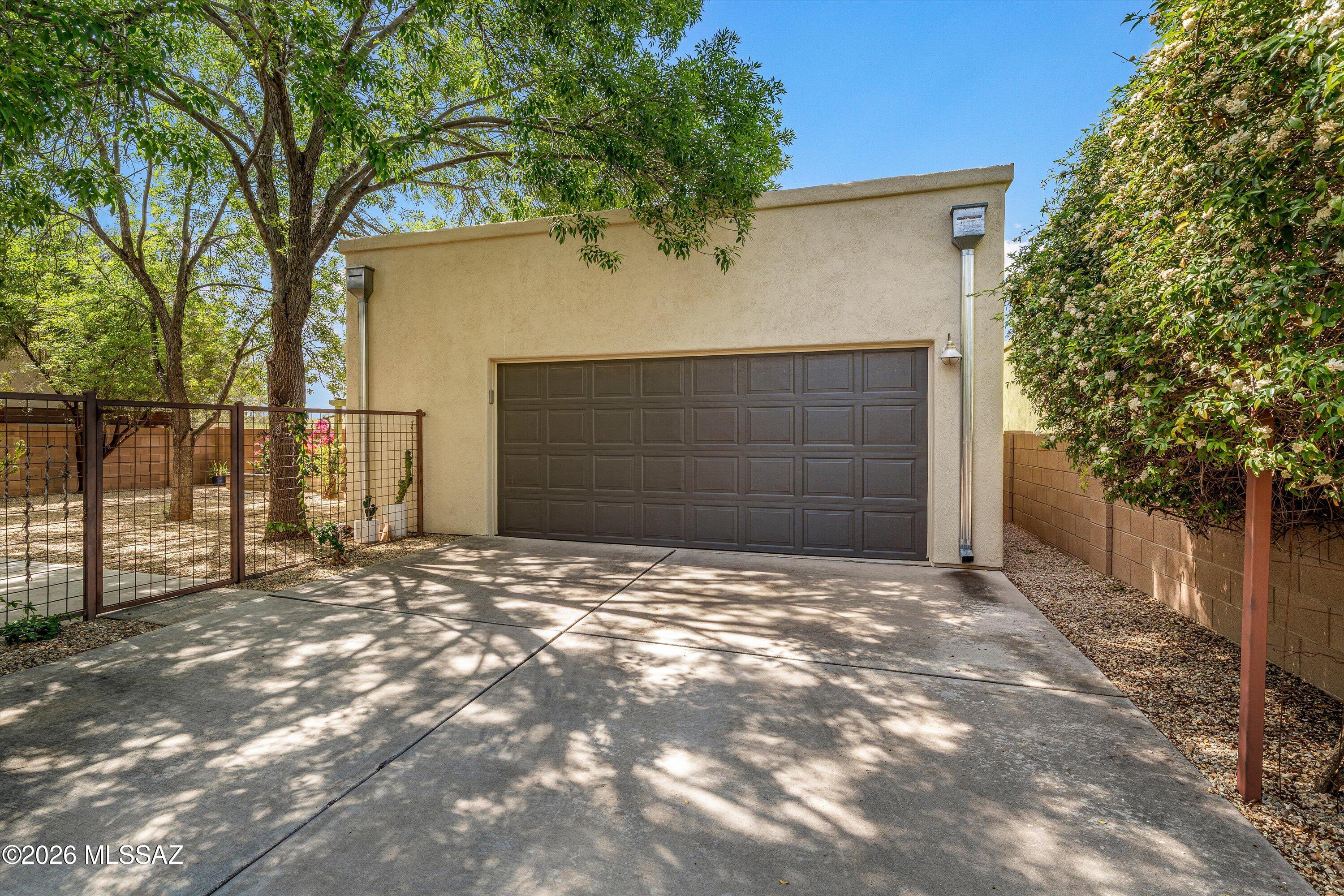 5428 S Thunder Sky Way