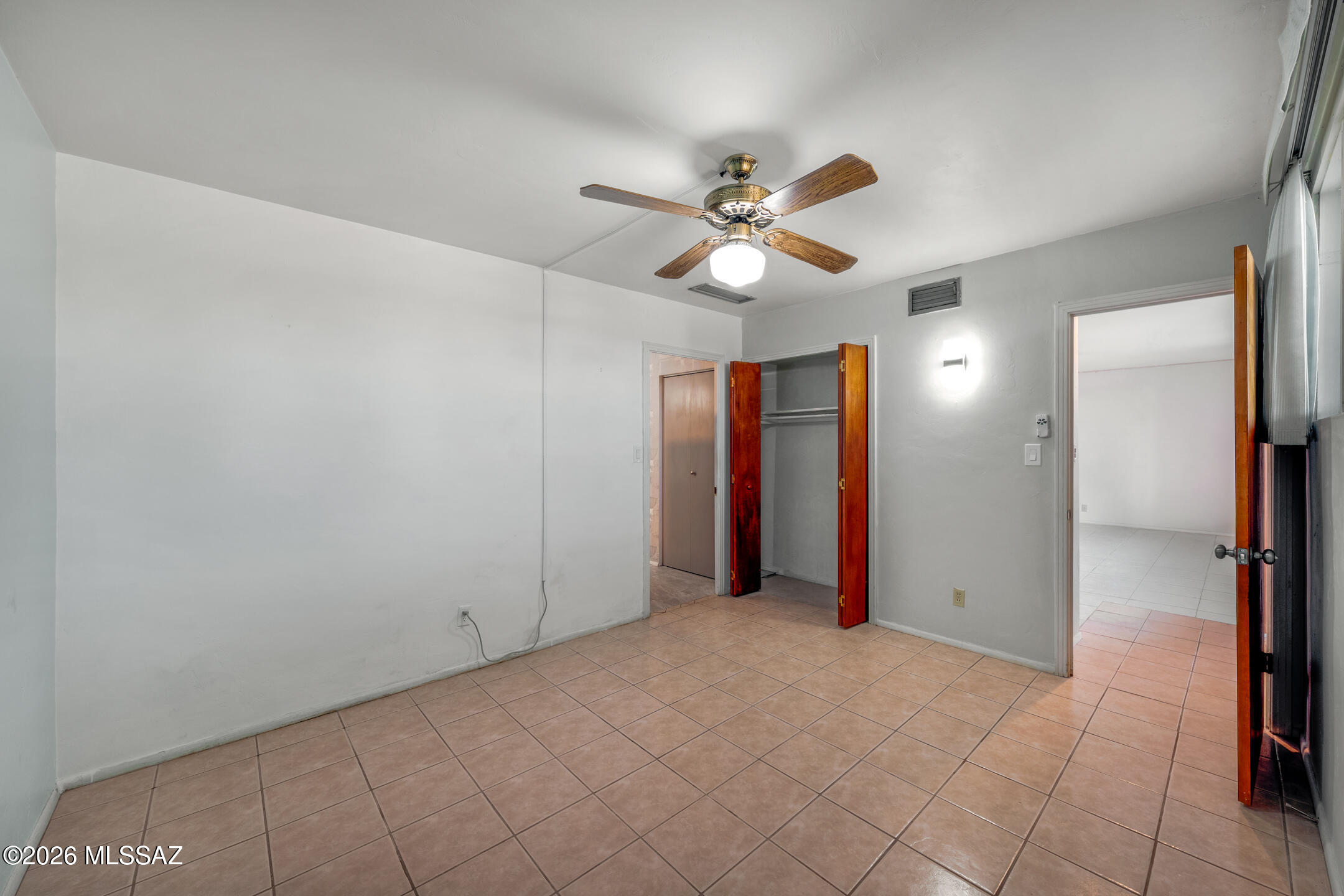 5051 E Julia Street