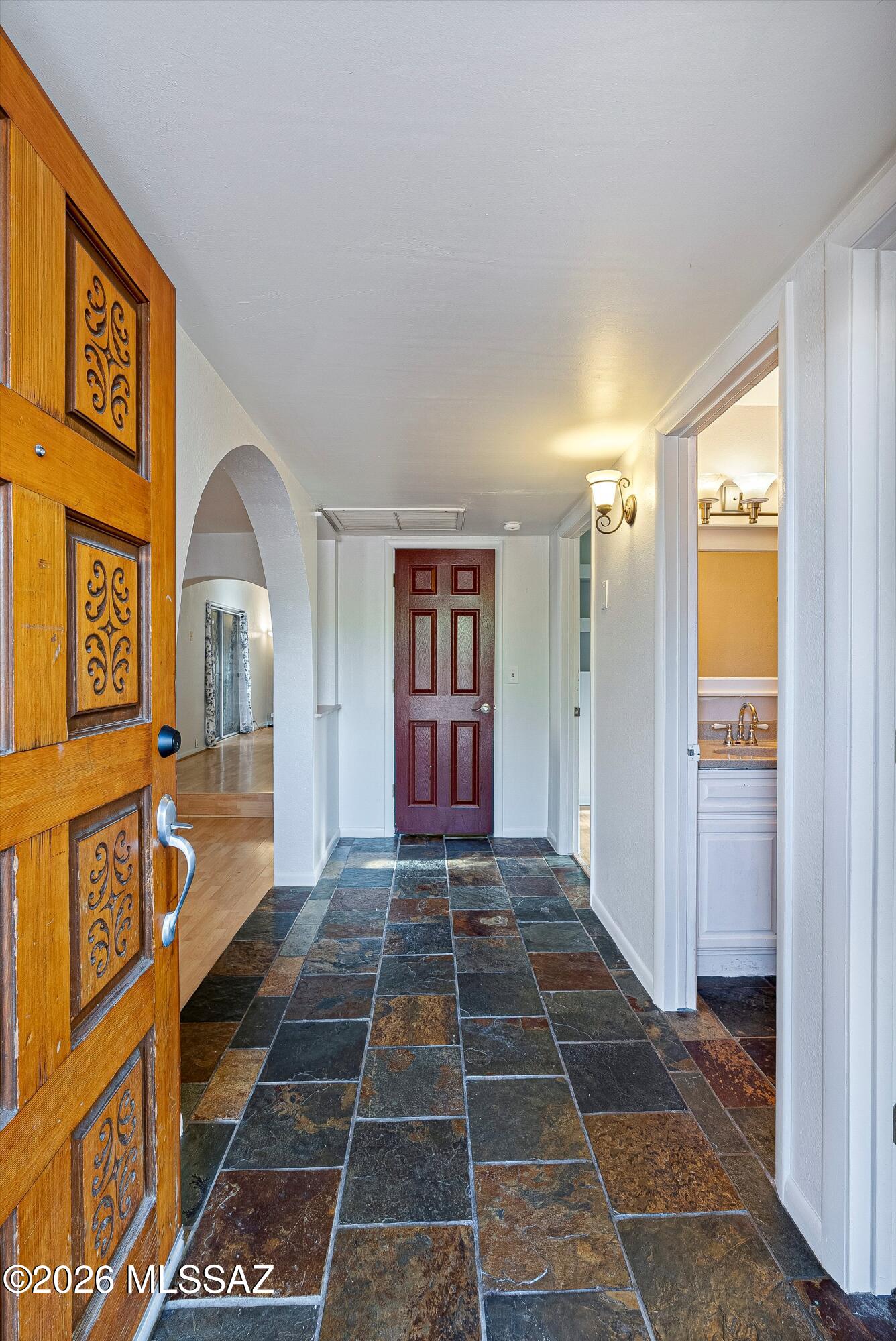 4950 E Hawthorne Street