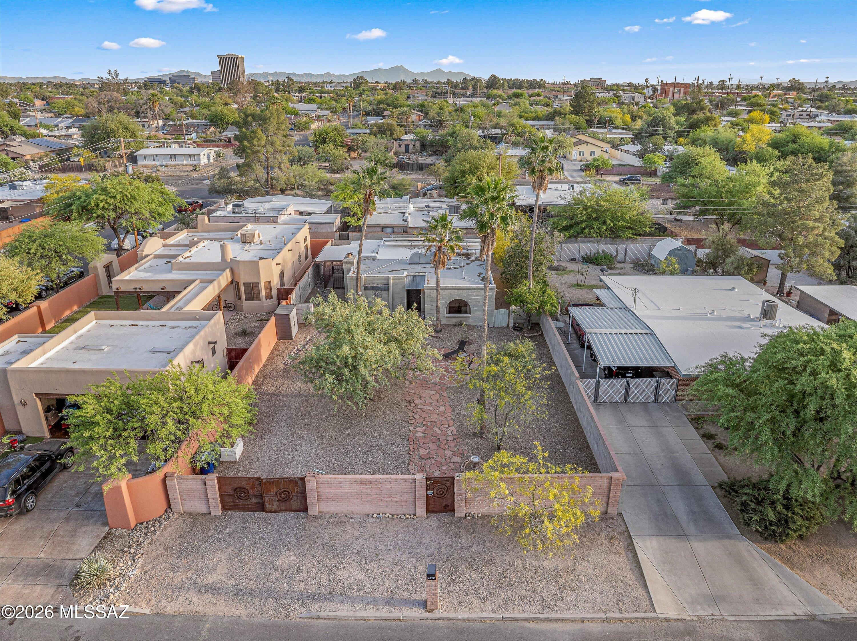 4950 E Hawthorne Street