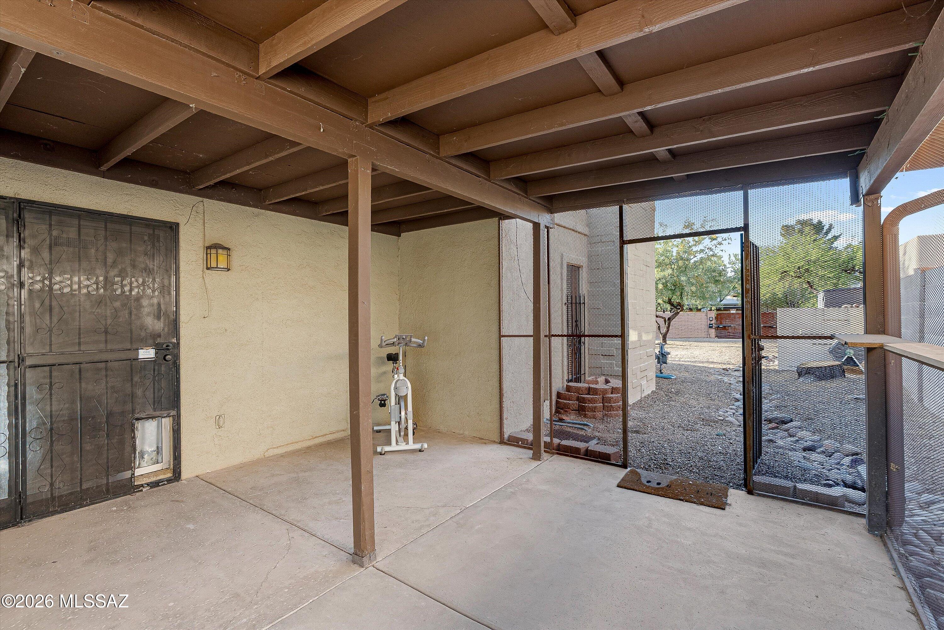 4950 E Hawthorne Street