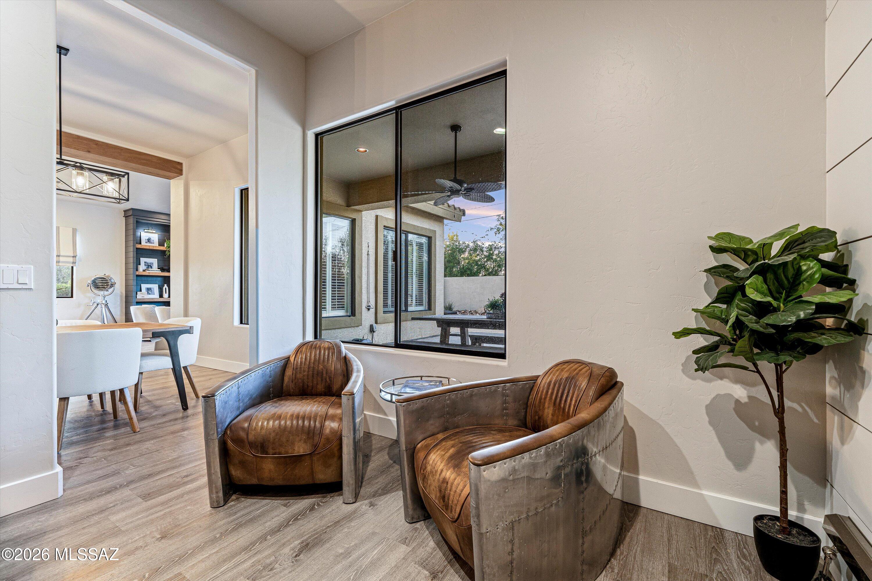 11976 N Thornbush Drive