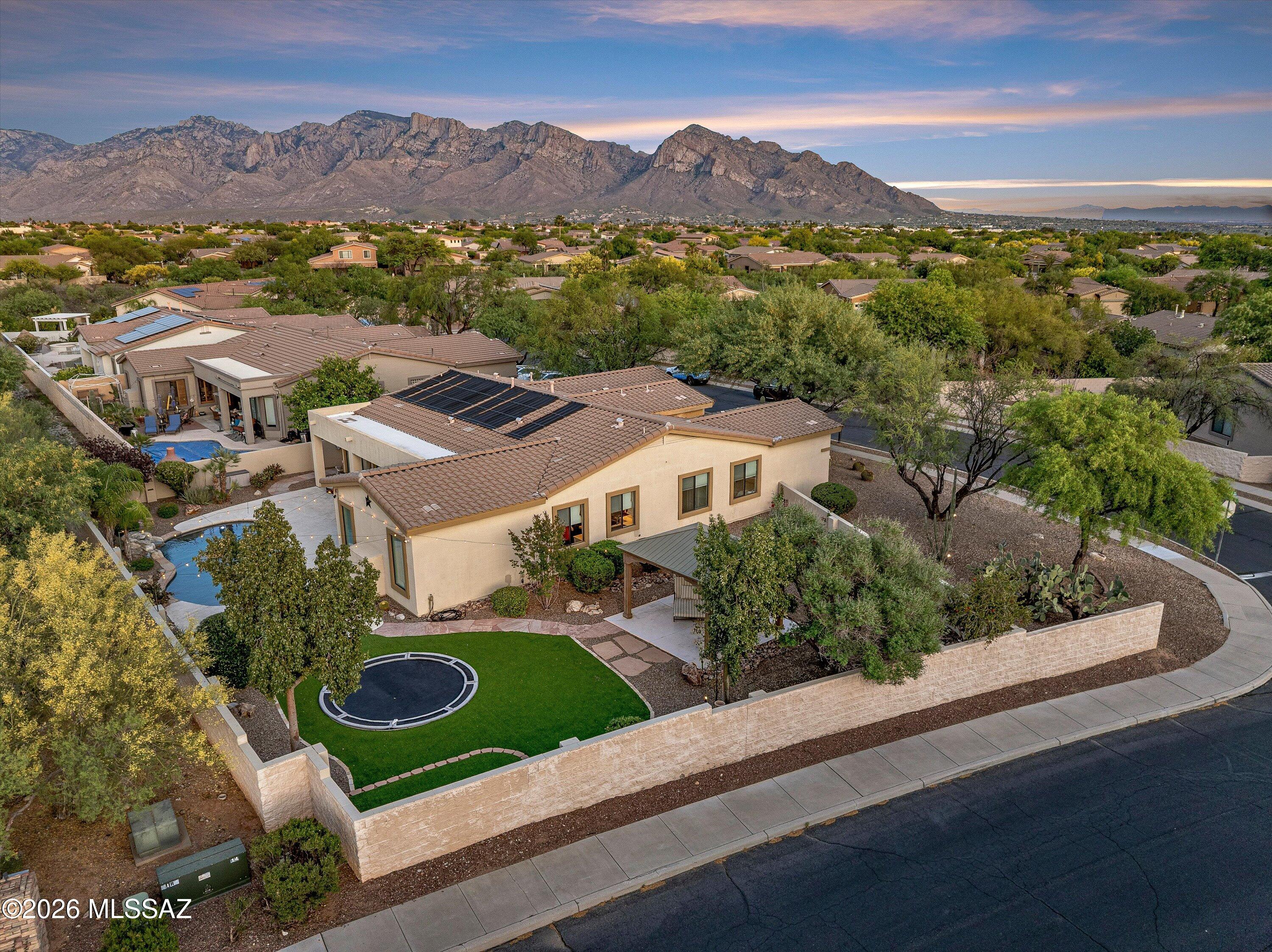 11976 N Thornbush Drive