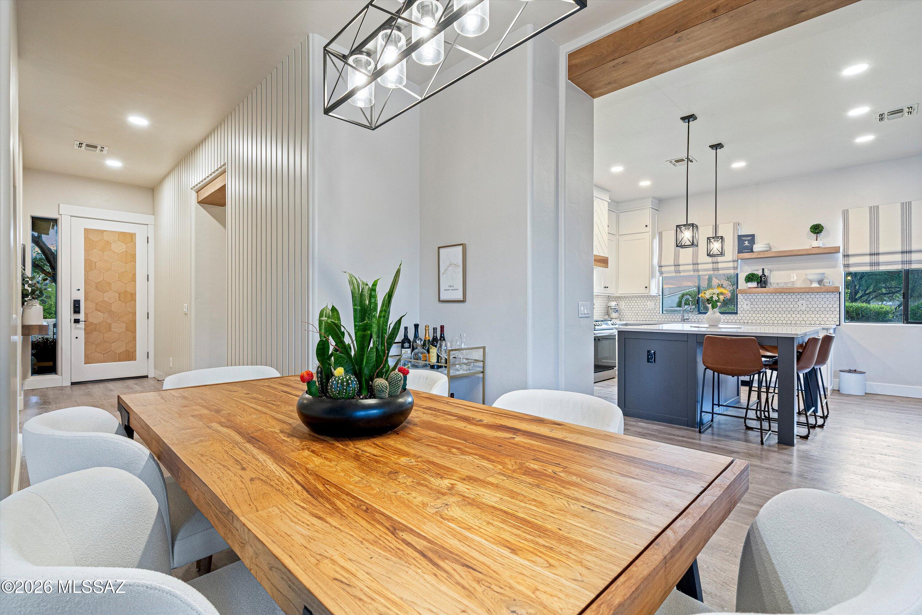 11976 N Thornbush Drive