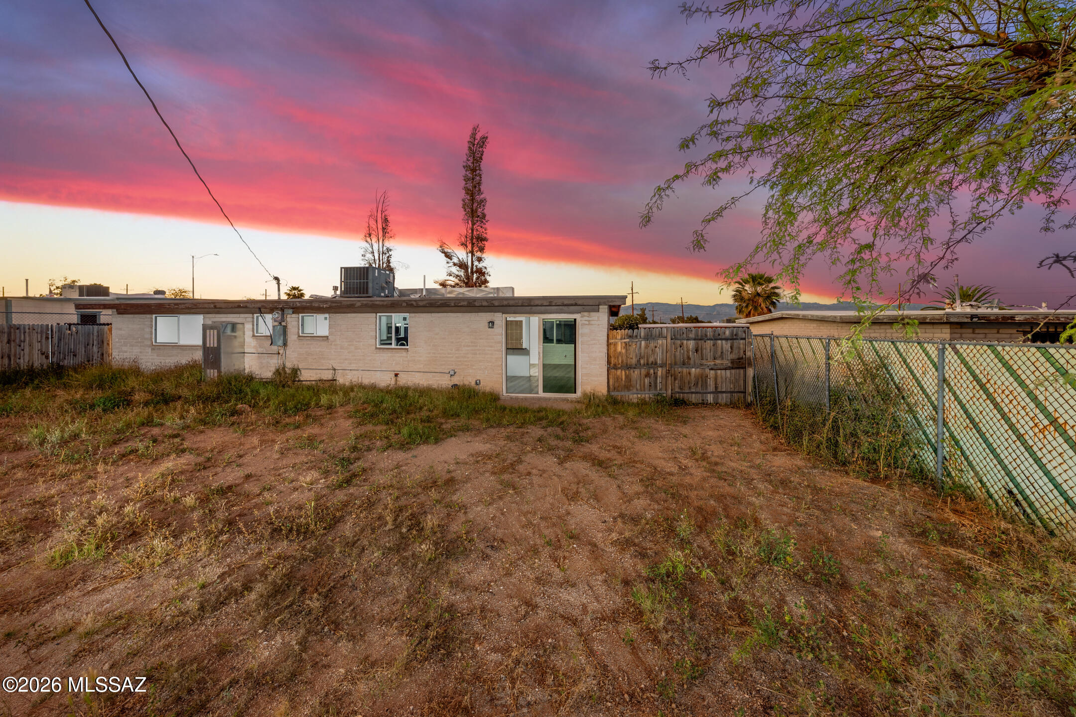 8032 E Victoria Drive