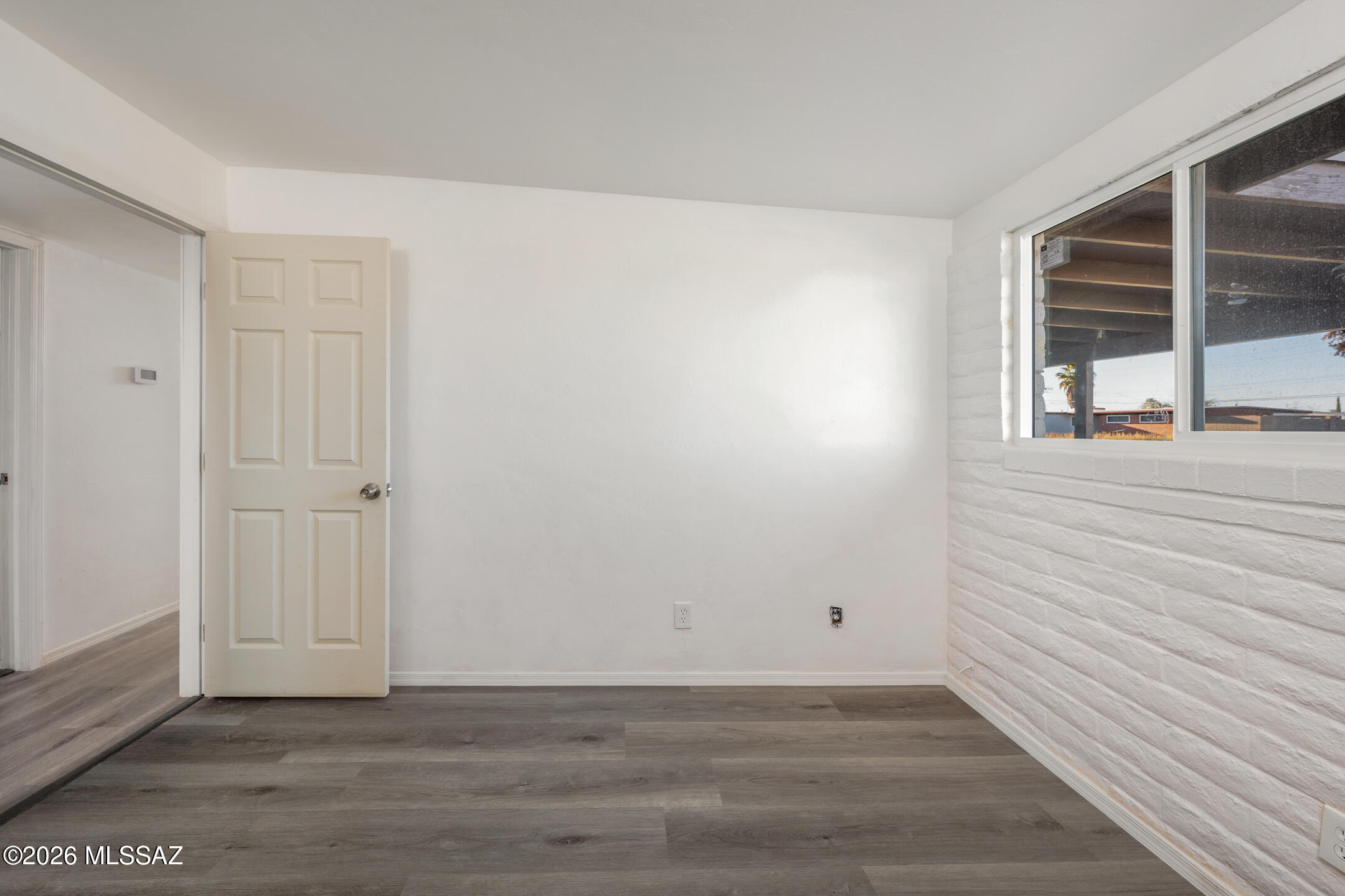 8032 E Victoria Drive