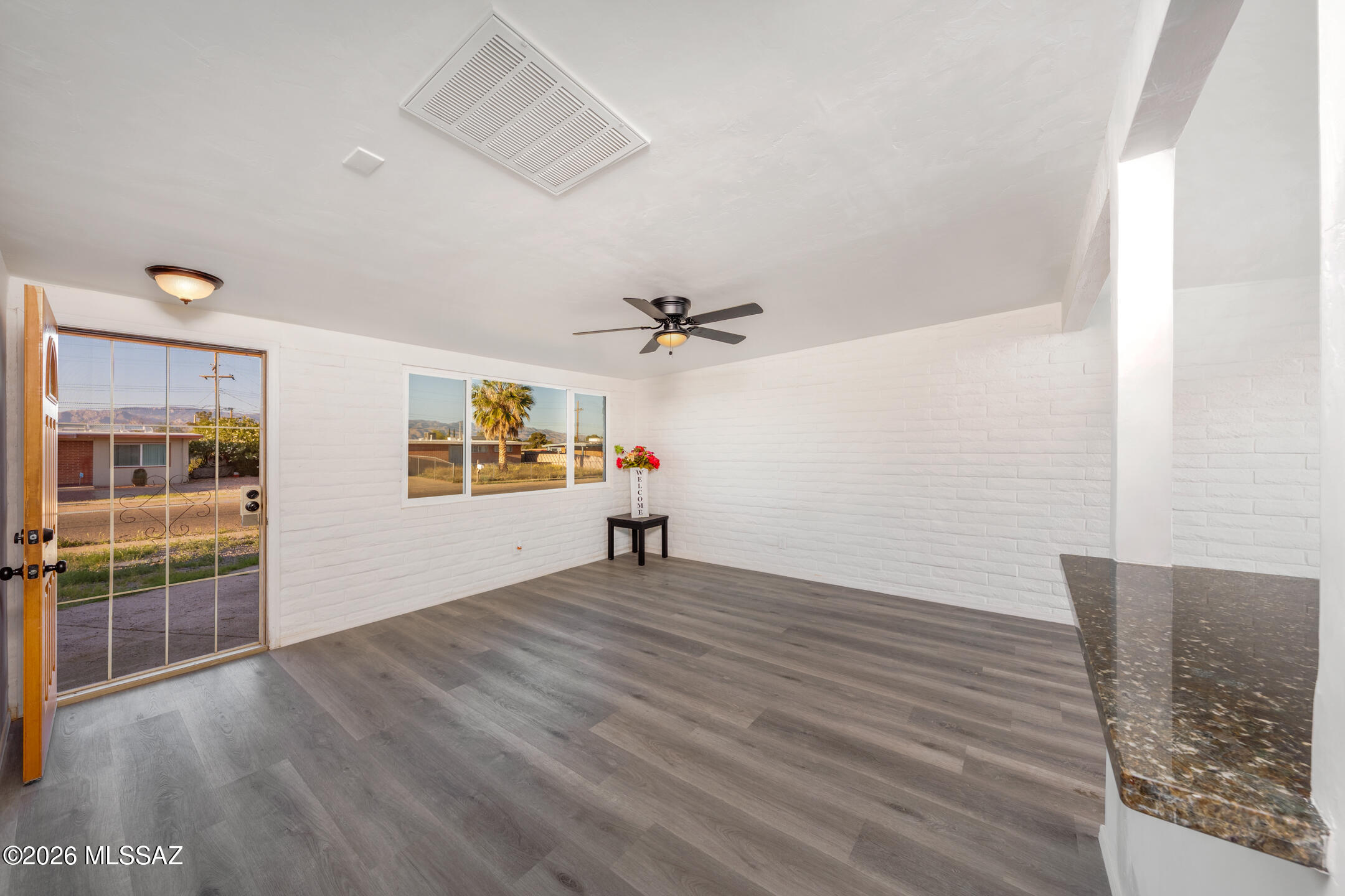 8032 E Victoria Drive