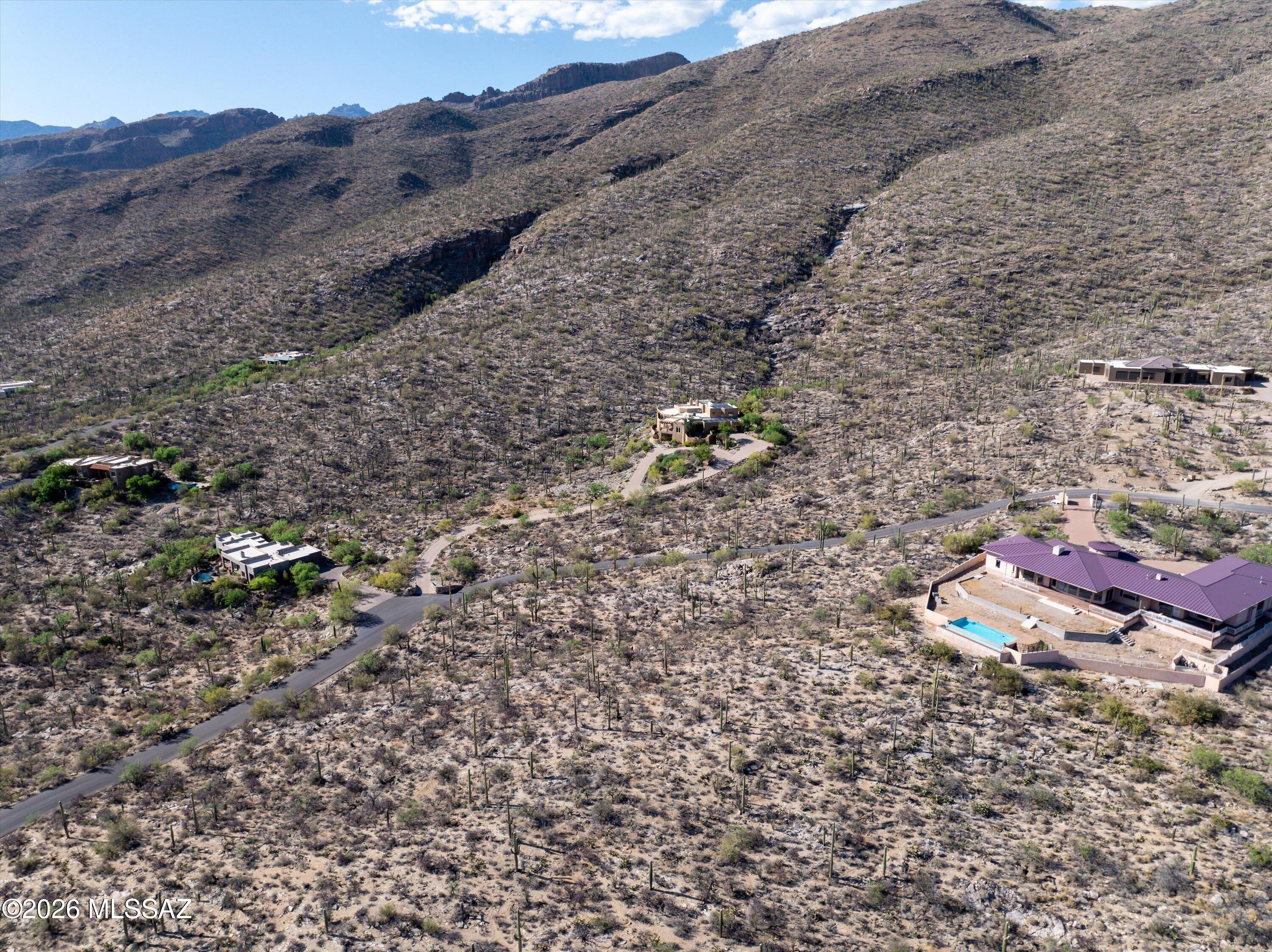 5400 N Avenida De La Colina 16