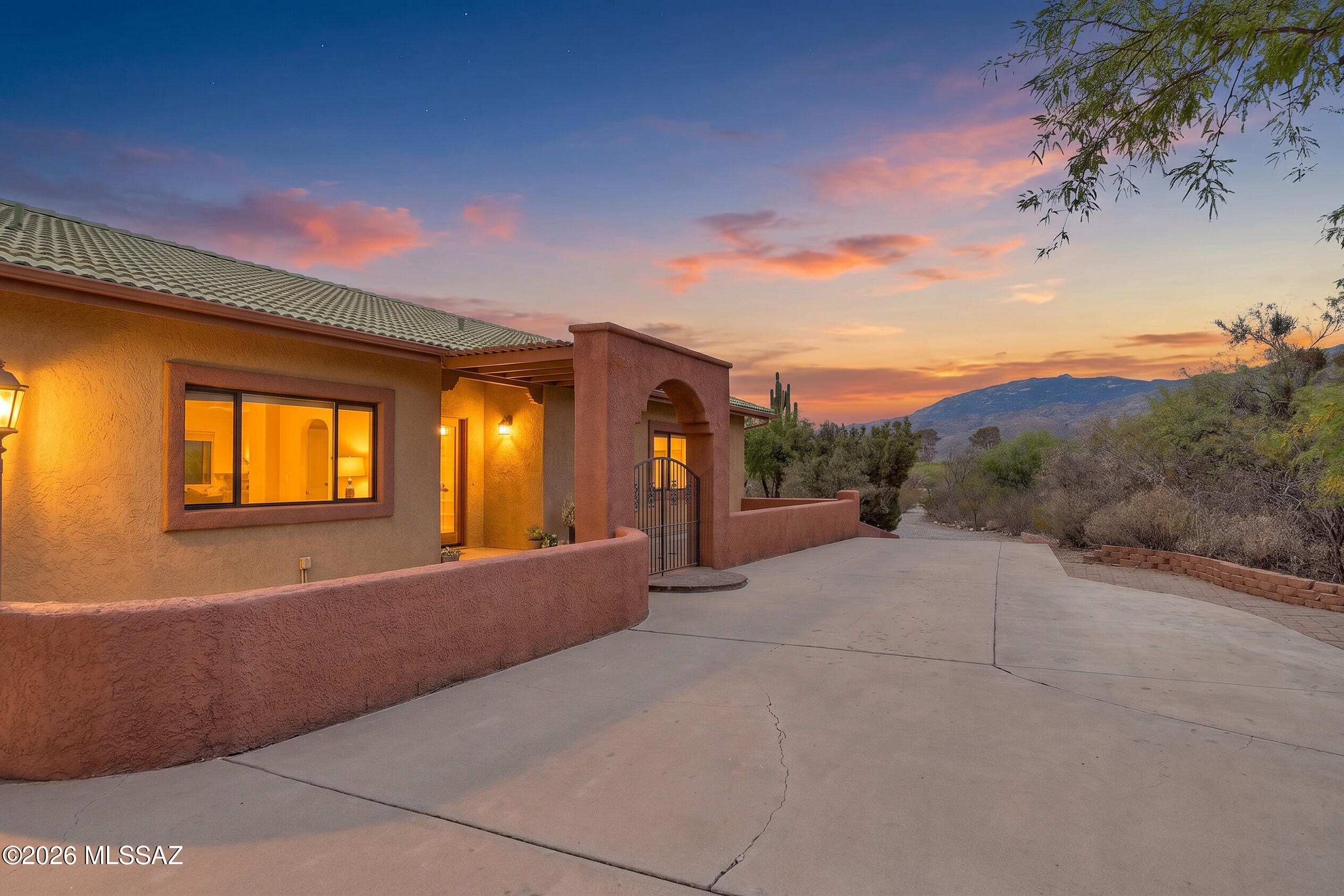 12471 E Speedway Boulevard