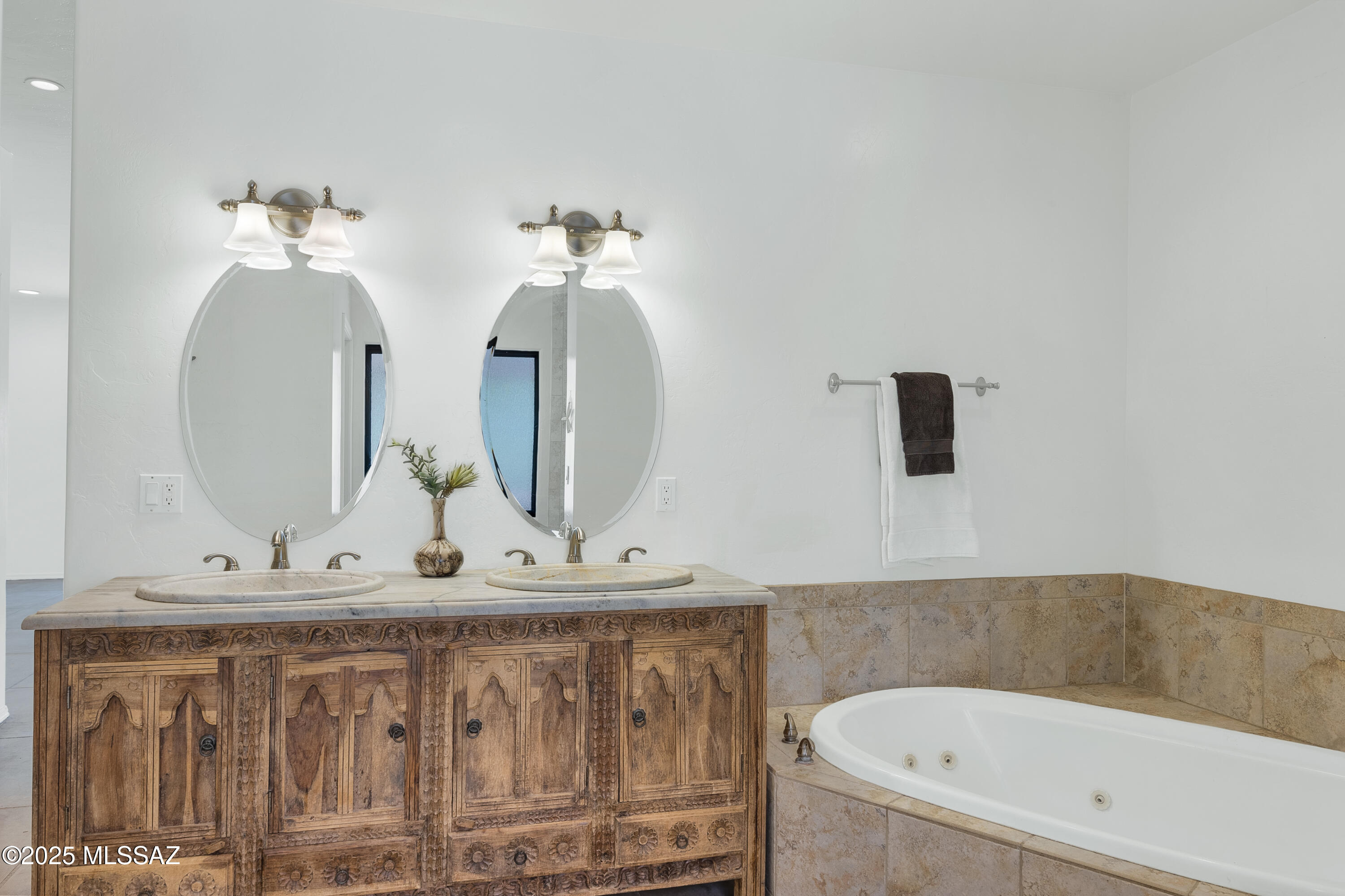 12471 E Speedway Boulevard