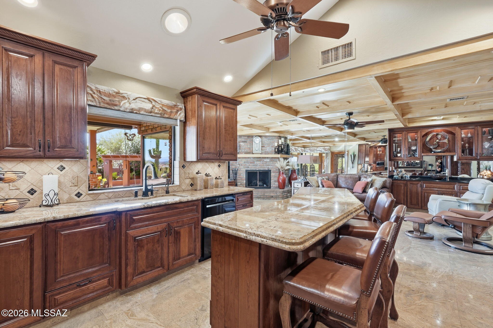 3901 N Rio Verde Vista Drive