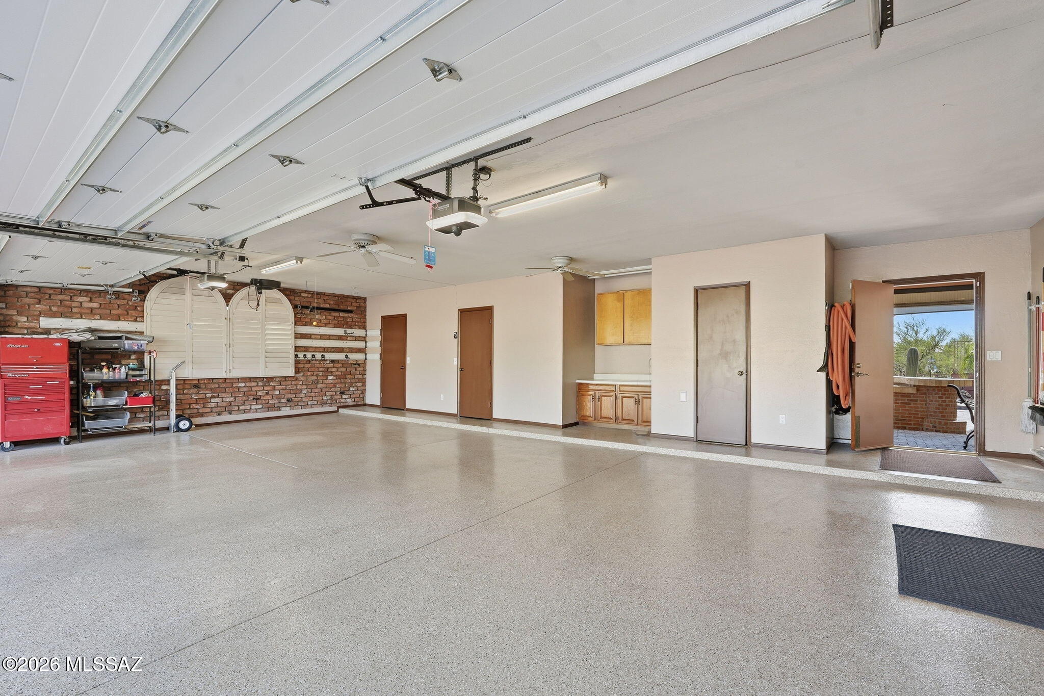 3901 N Rio Verde Vista Drive