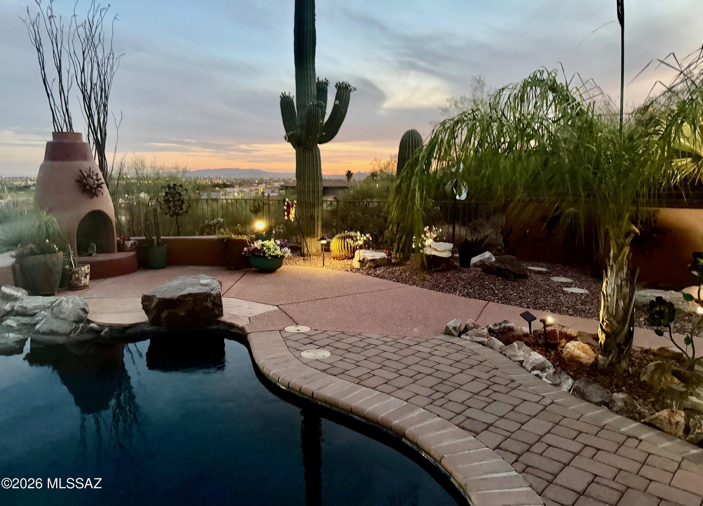 3901 N Rio Verde Vista Drive