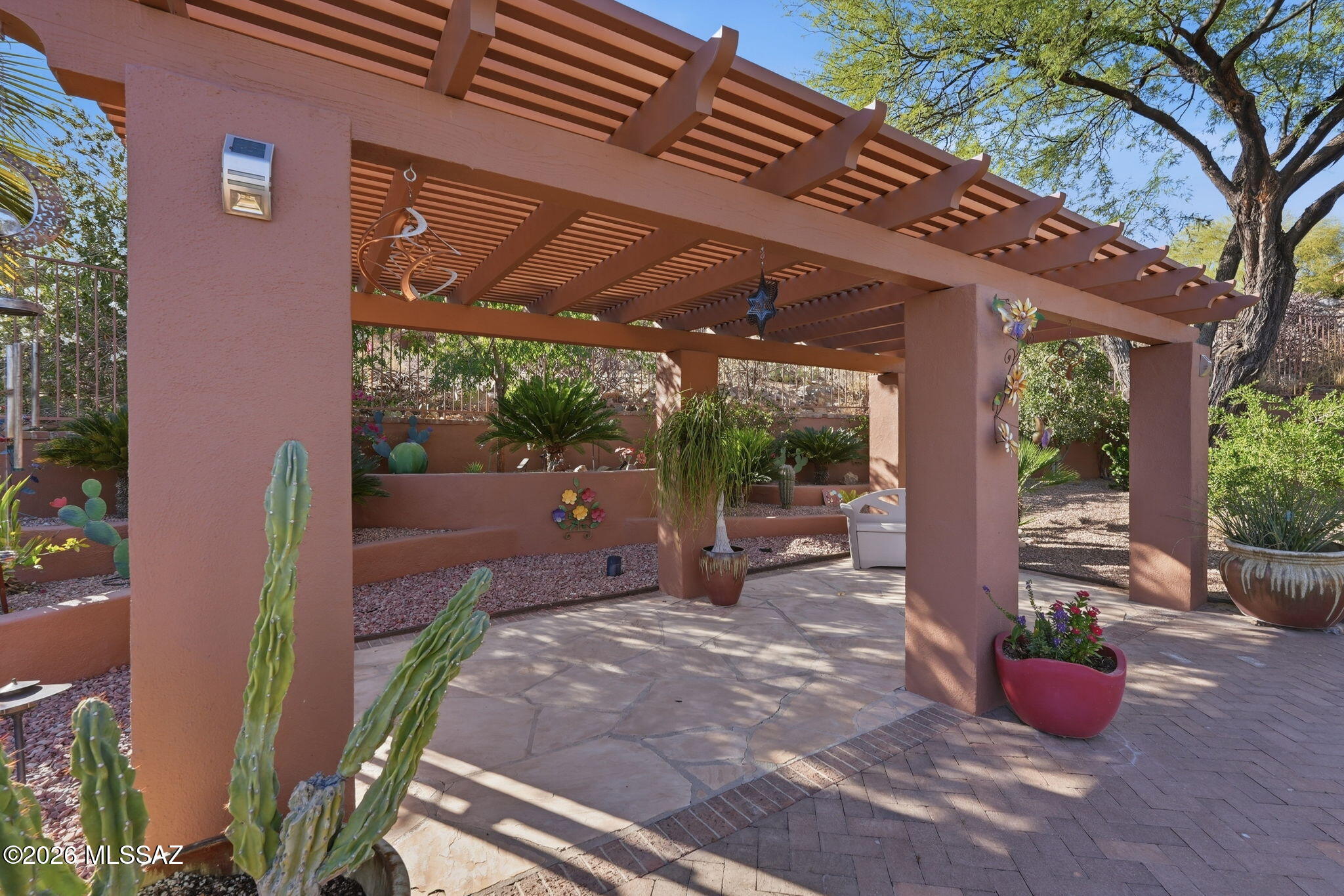 3901 N Rio Verde Vista Drive