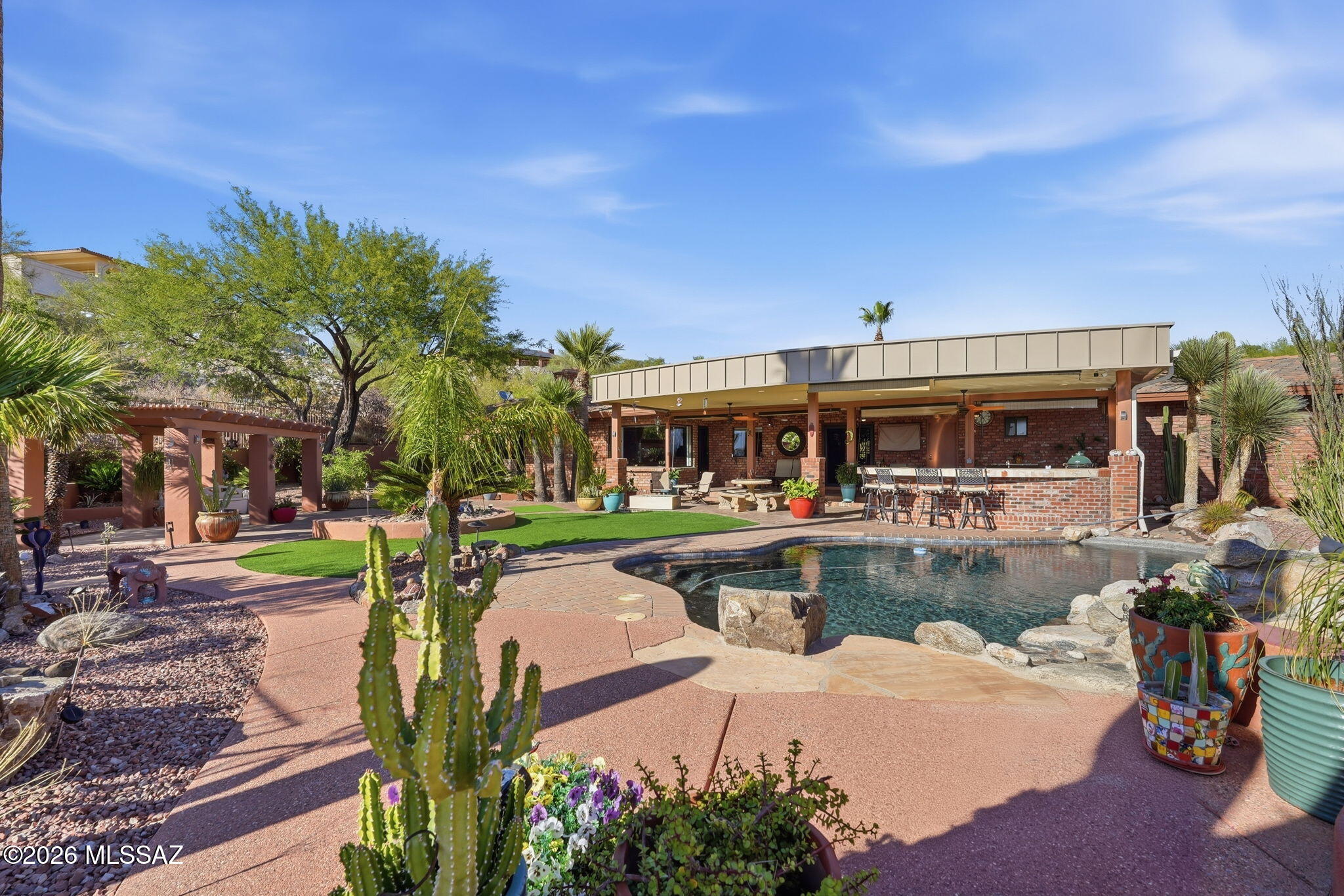 3901 N Rio Verde Vista Drive