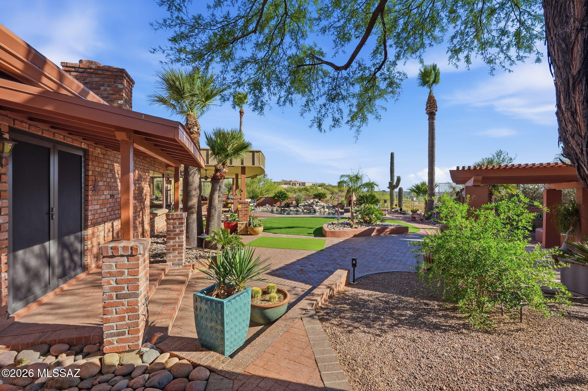 3901 N Rio Verde Vista Drive